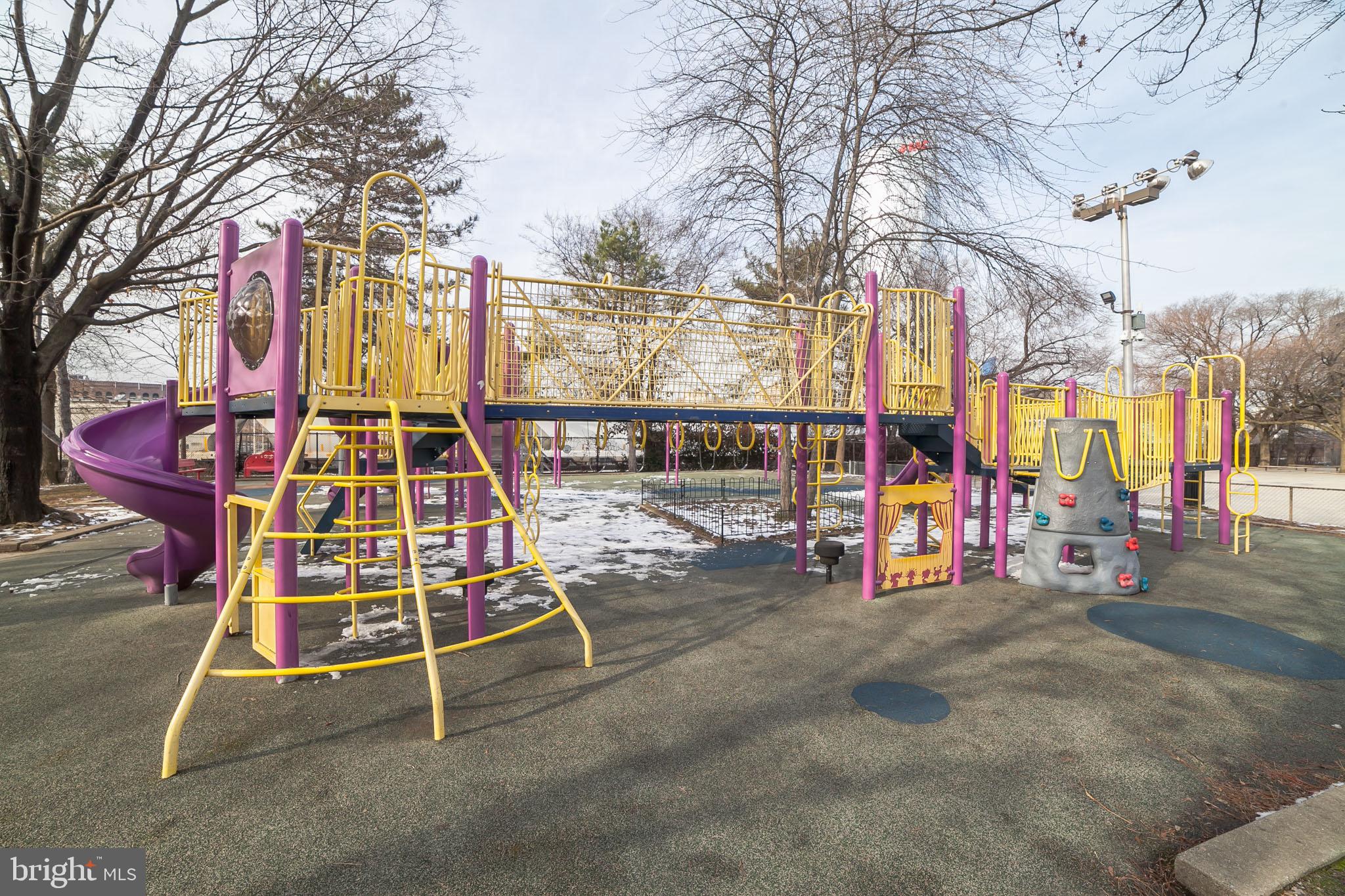 FITLER SQUARE - Residential