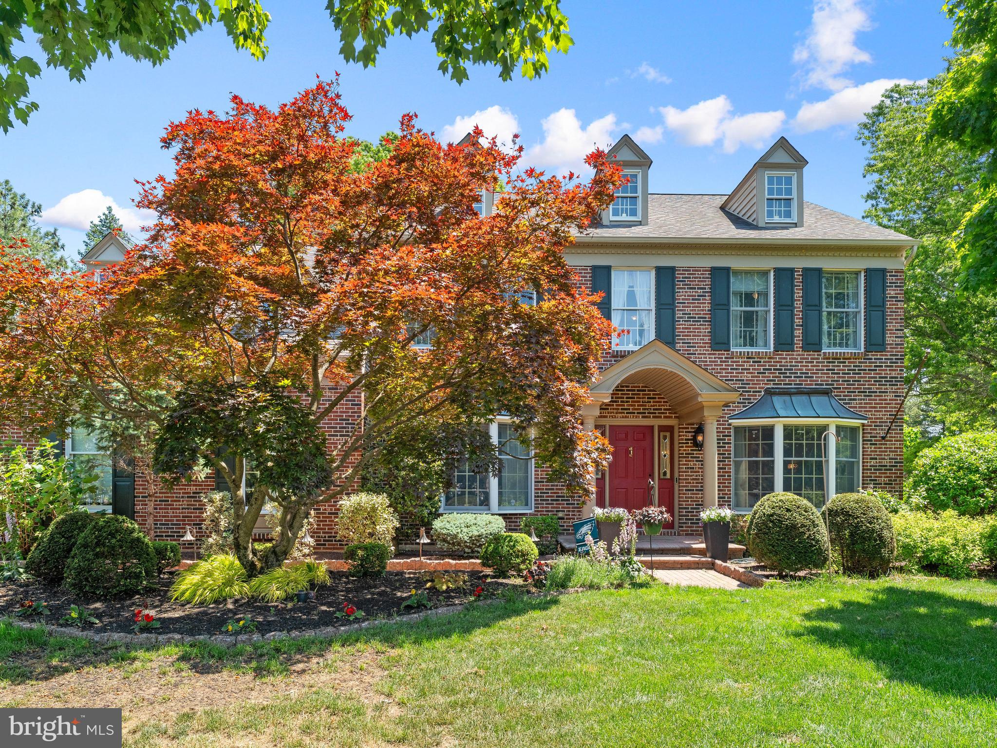 1424 RIDGEWOOD LANE
