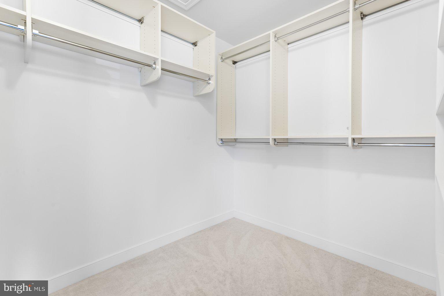 HUNT VALLEY OVERLOOK - Residential