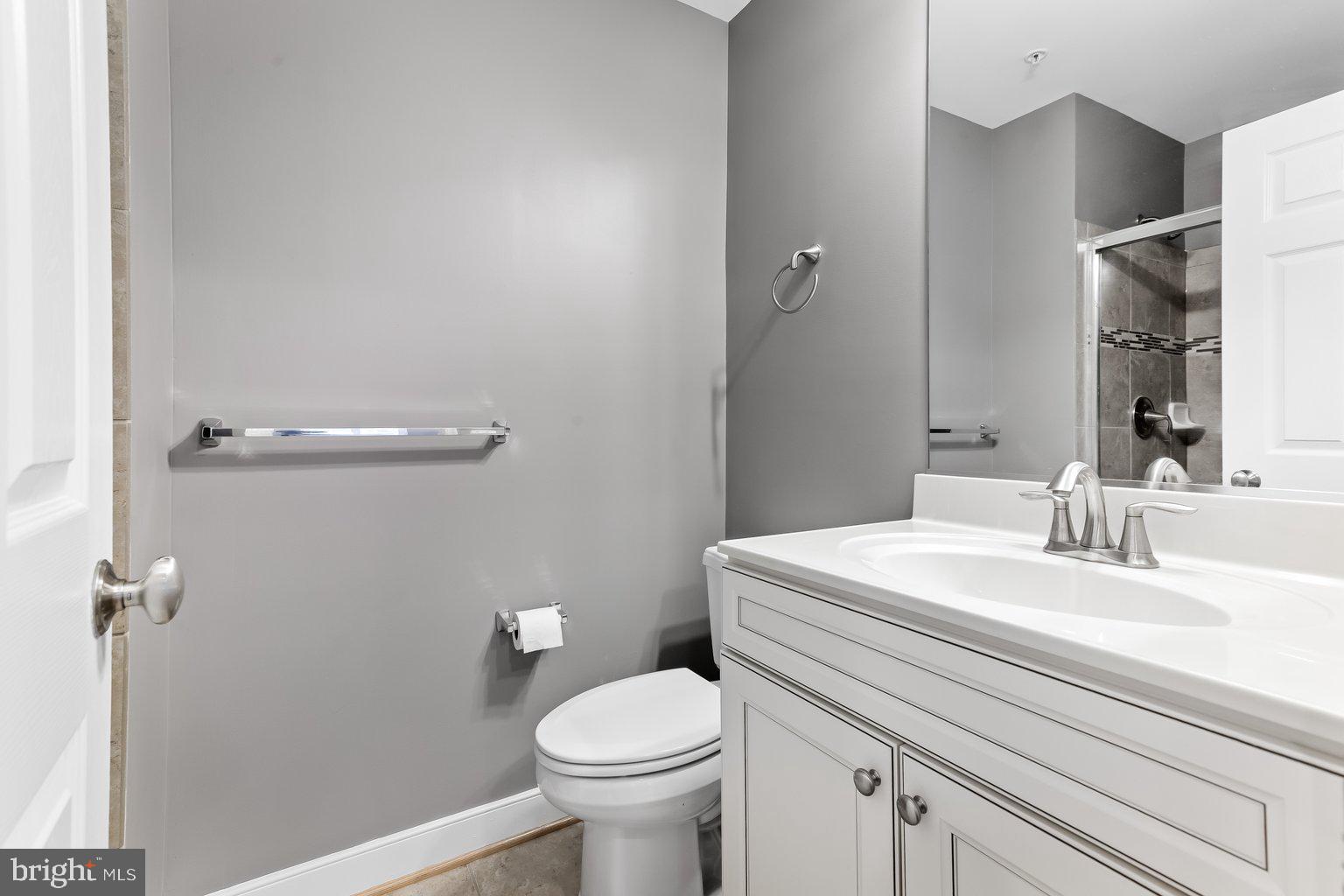 HUNT VALLEY OVERLOOK - Residential