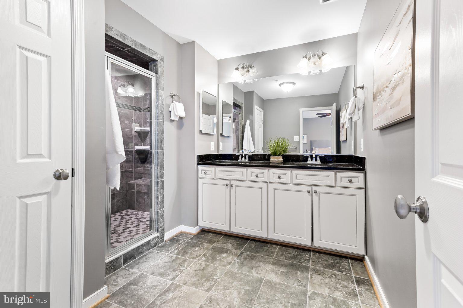 HUNT VALLEY OVERLOOK - Residential