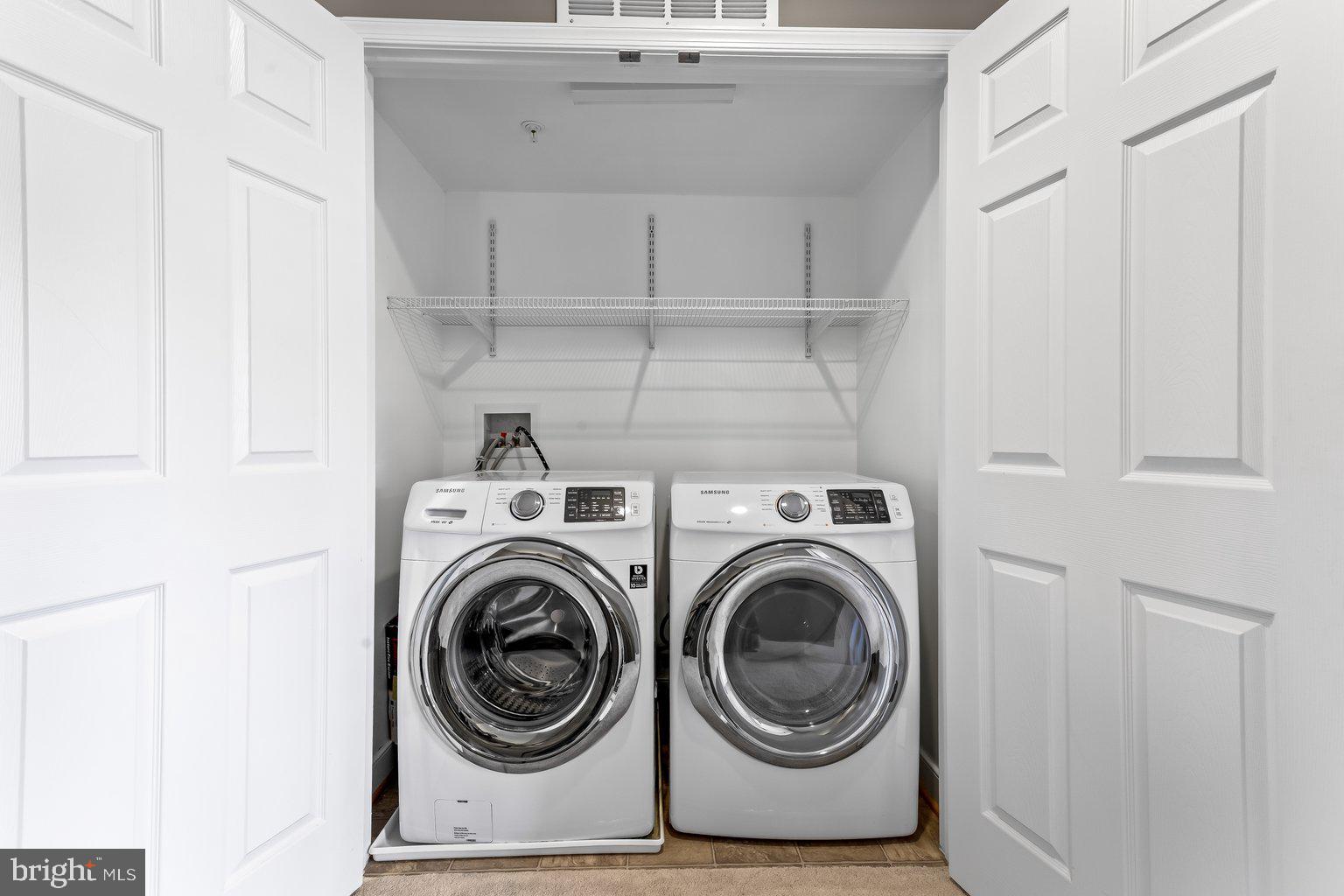 HUNT VALLEY OVERLOOK - Residential