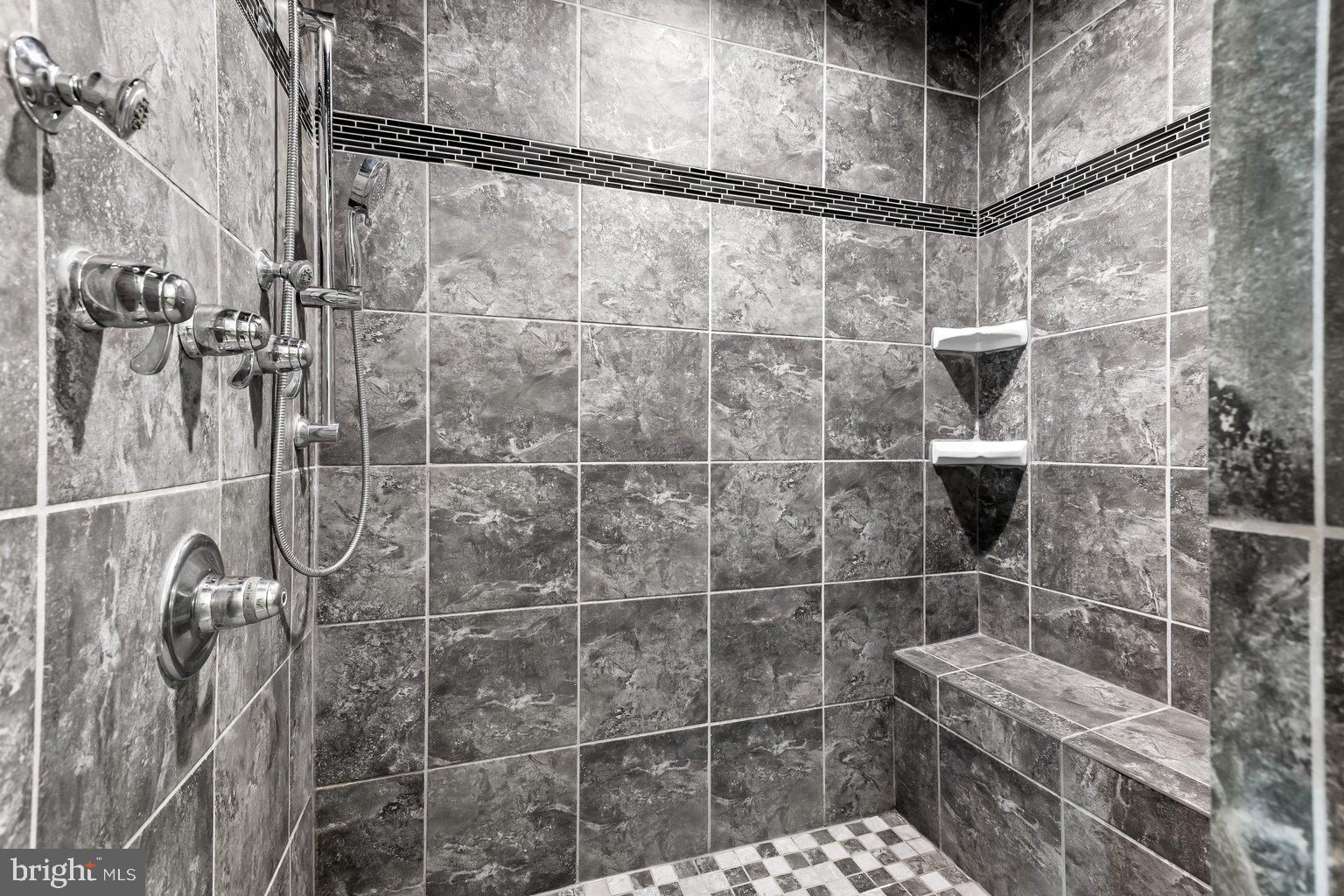 HUNT VALLEY OVERLOOK - Residential