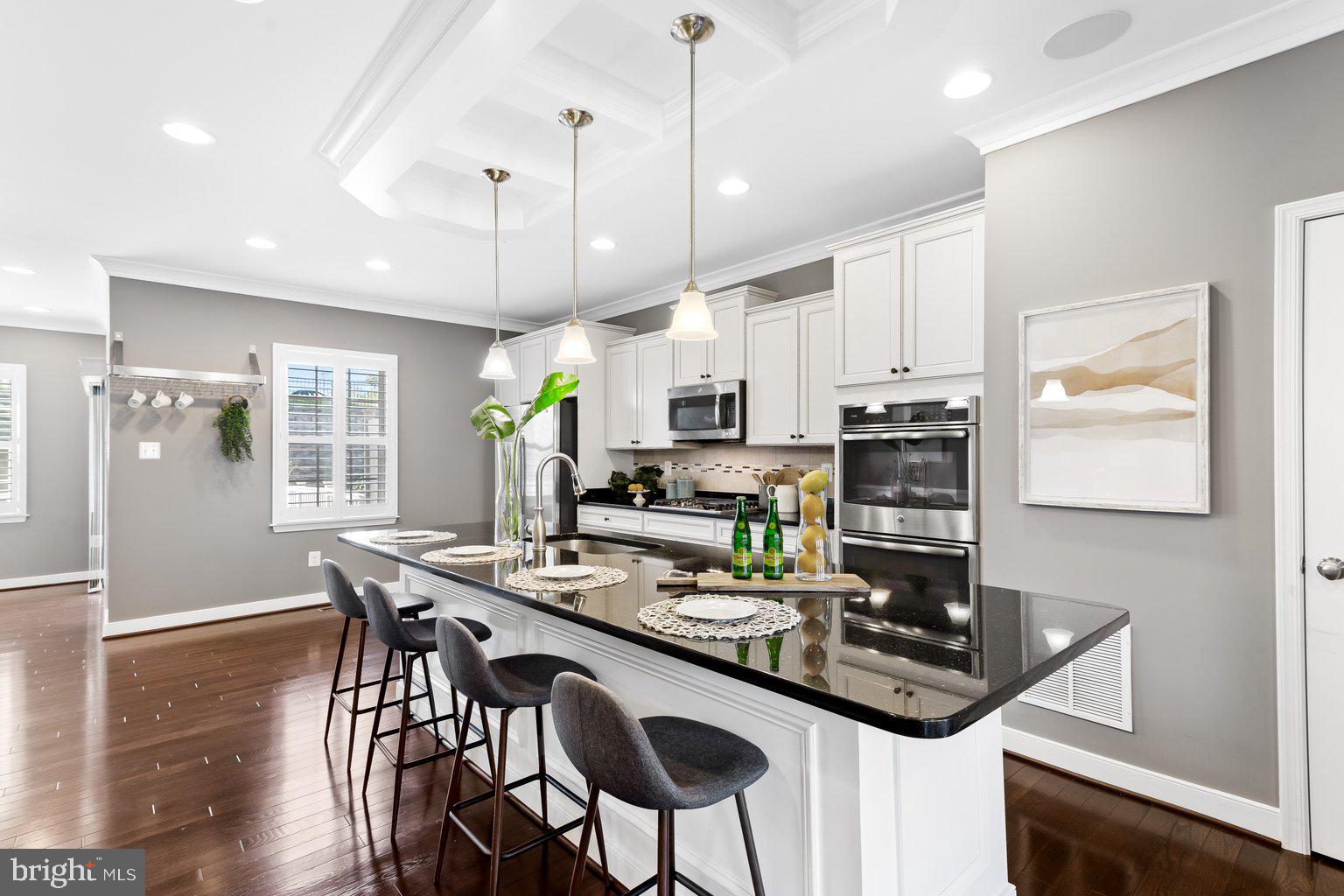 HUNT VALLEY OVERLOOK - Residential