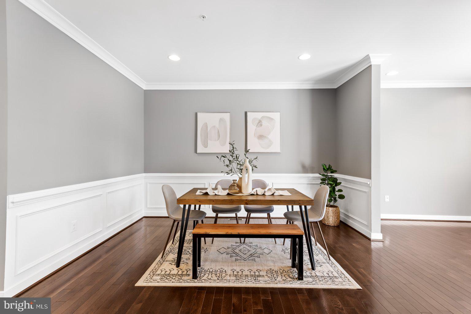 HUNT VALLEY OVERLOOK - Residential