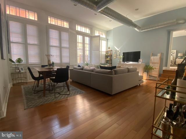 OLD CITY - Residential