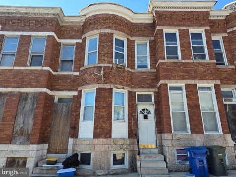 Townhouse For Sale - 2228 Ruskin Avenue<br/> BALTIMORE, MD 21217