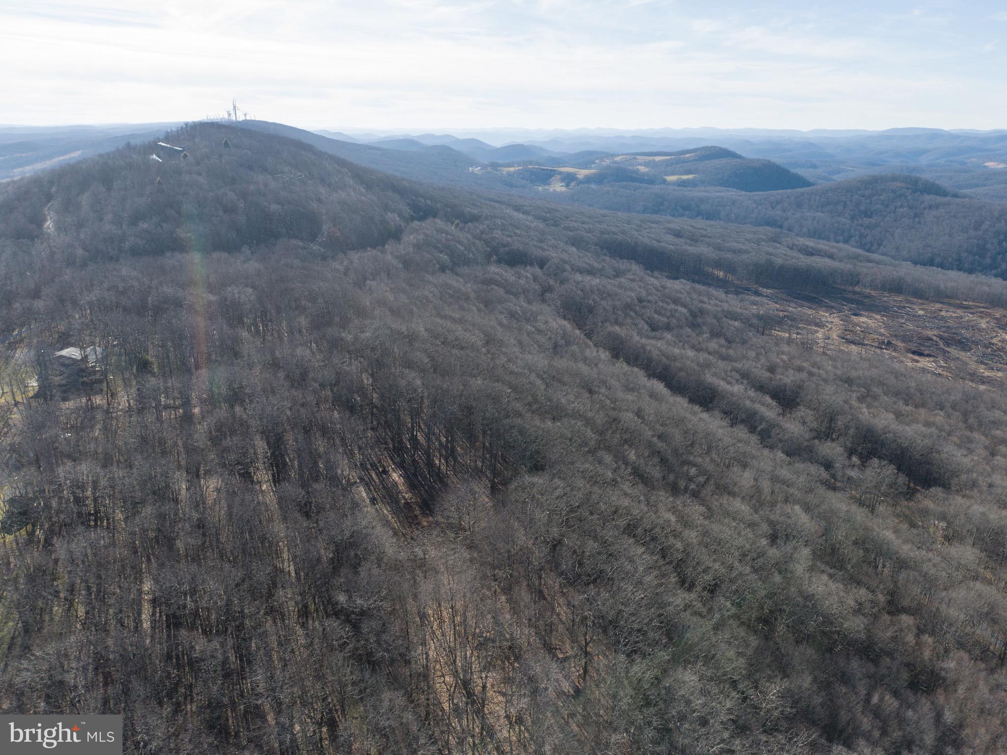 BACKBONE RIDGE - Land