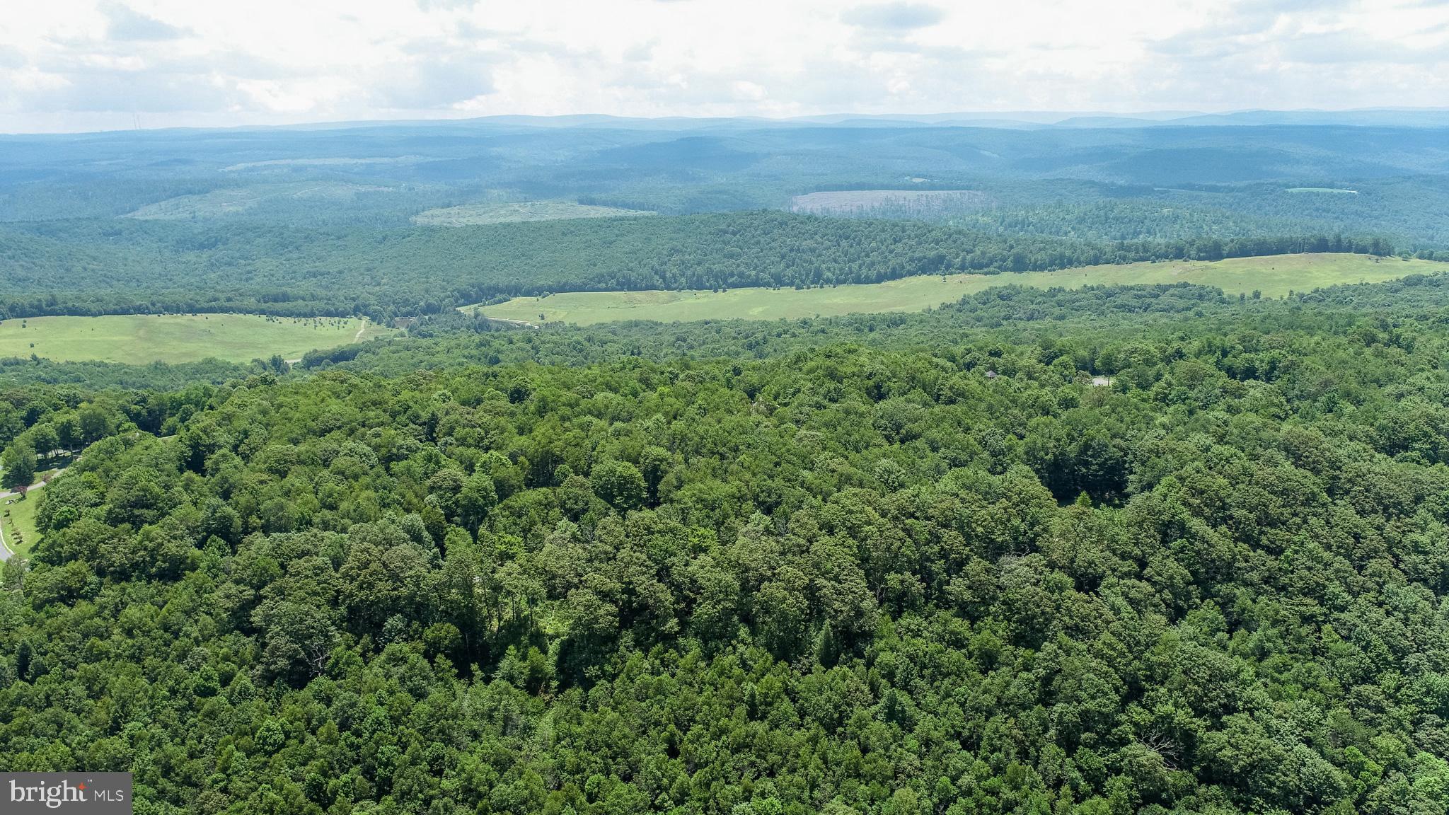 BACKBONE RIDGE - Land