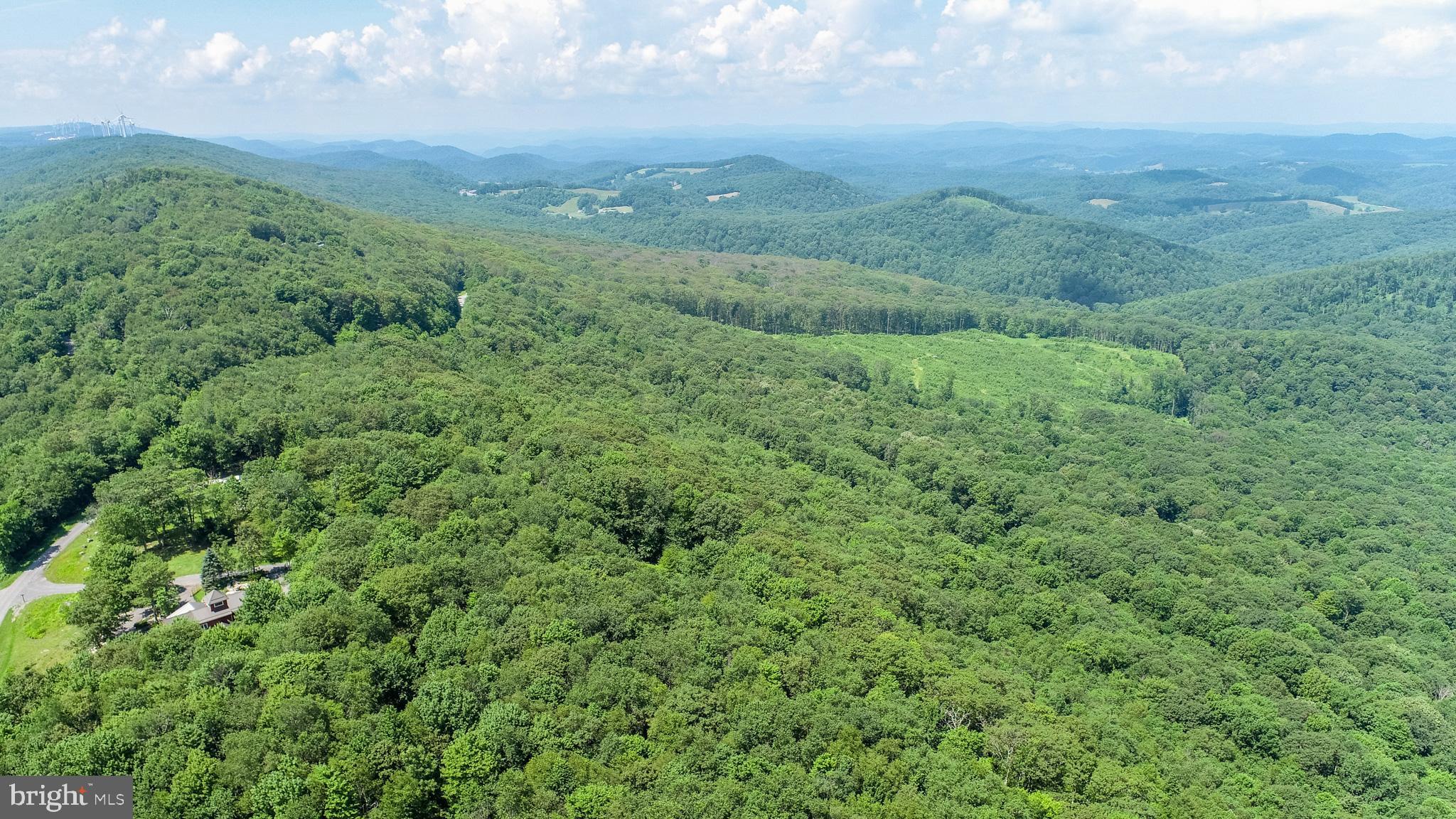 BACKBONE RIDGE - Land