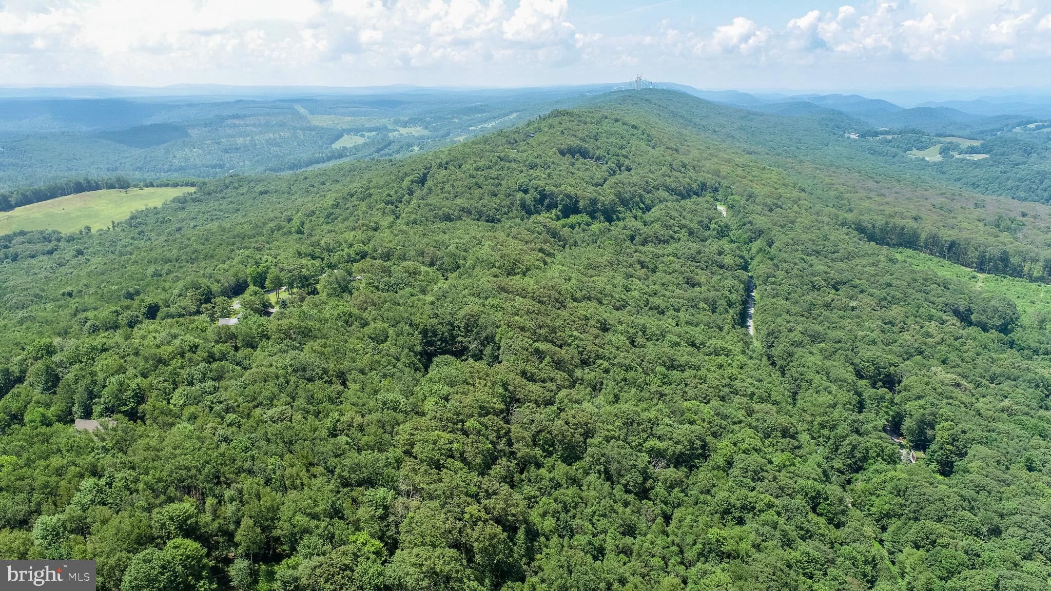 BACKBONE RIDGE - Land