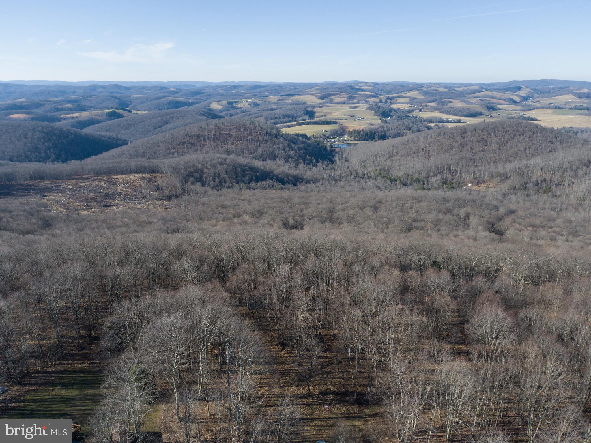 BACKBONE RIDGE - Land