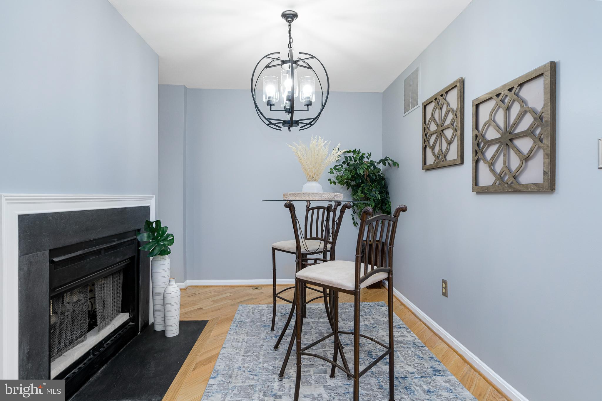 WHISPERING MEADOW - Residential