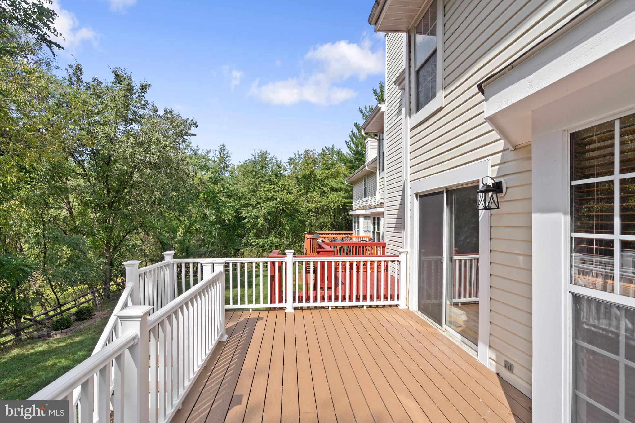 WHISPERING MEADOW - Residential