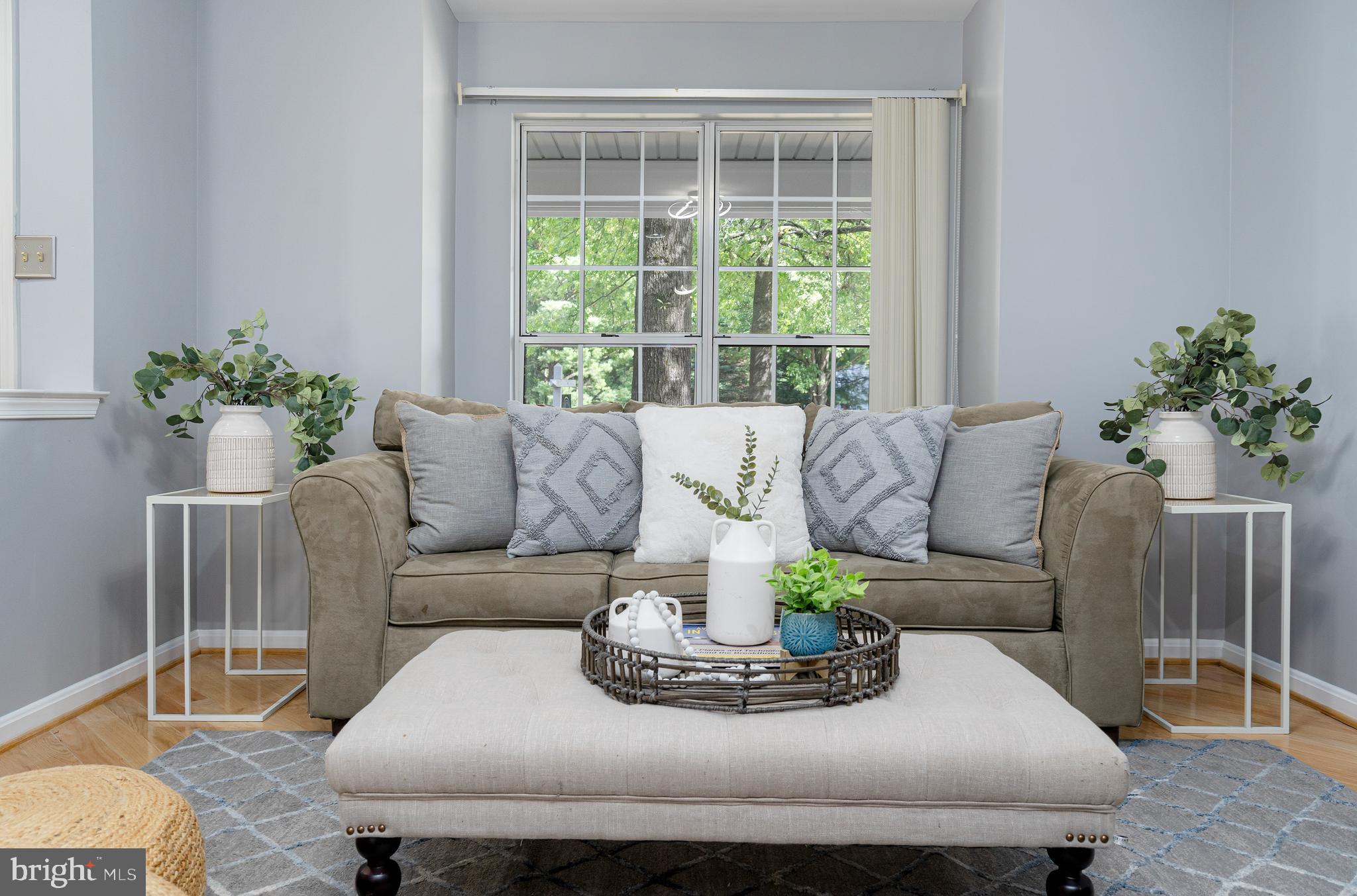 WHISPERING MEADOW - Residential