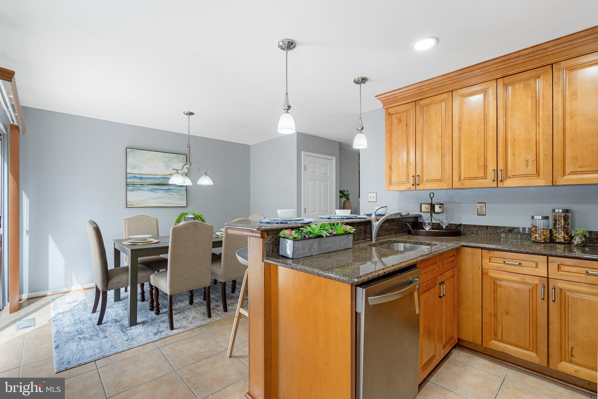 WHISPERING MEADOW - Residential