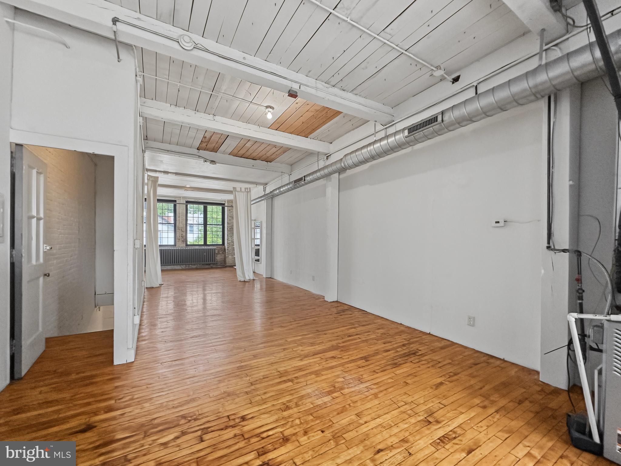 14 W HARVEY STREET 16 2W