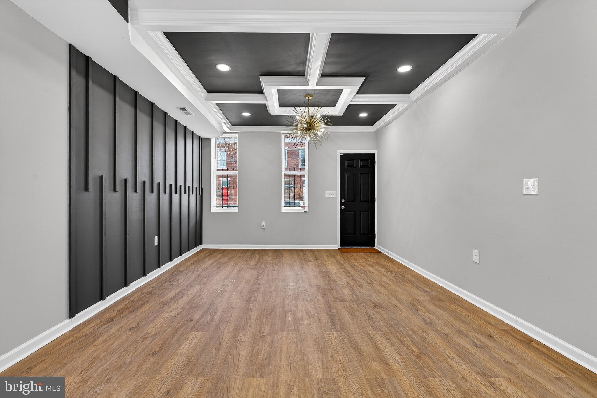 BROADWAY EAST - Residential