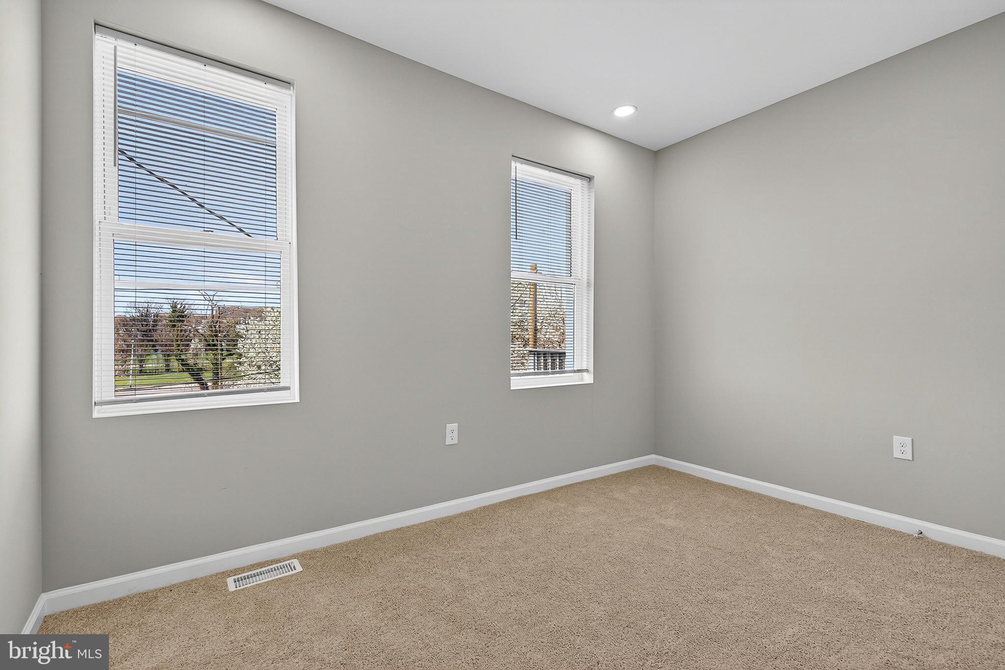 BROADWAY EAST - Residential