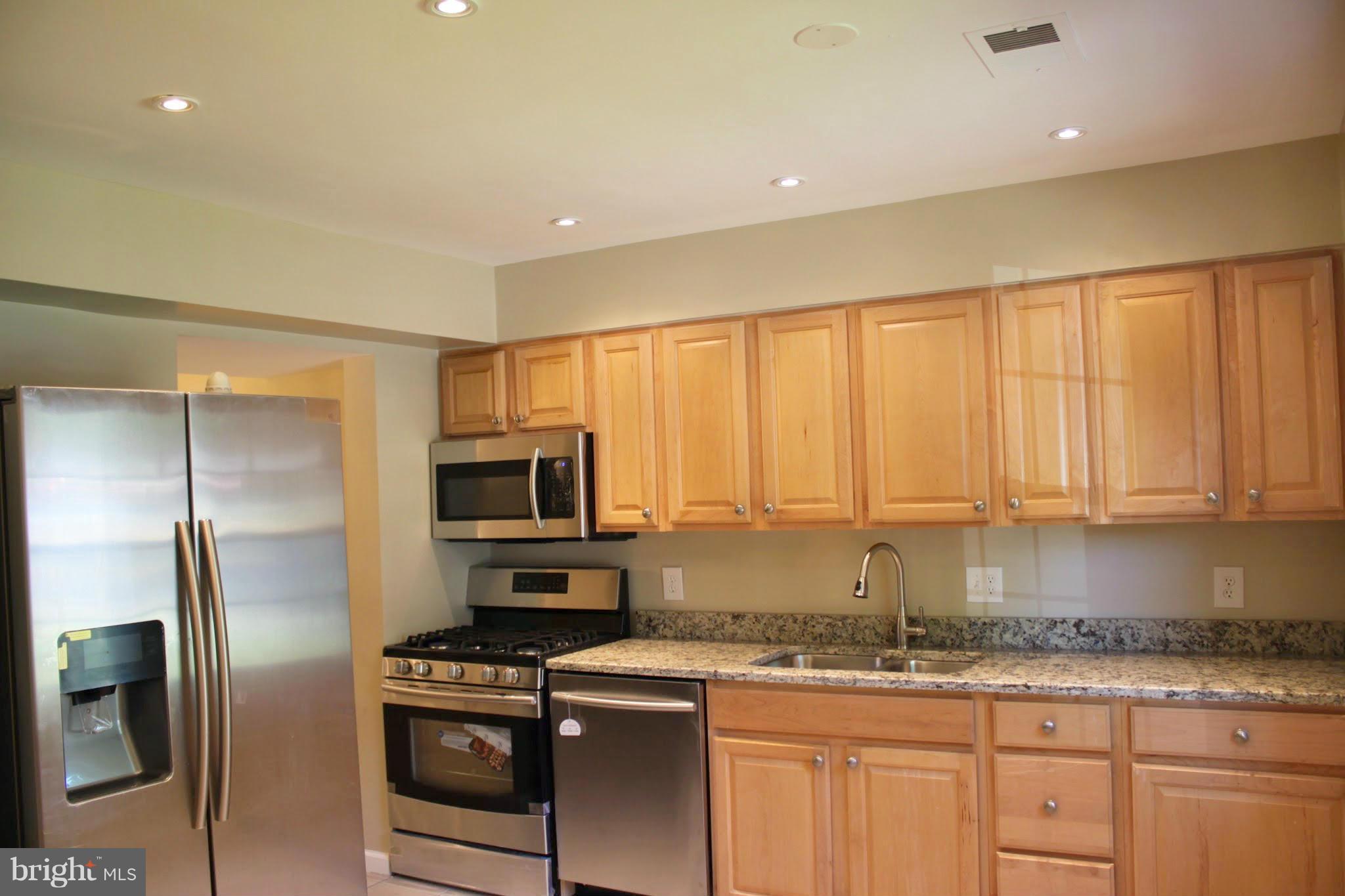 LAKE RIDGE - Residential