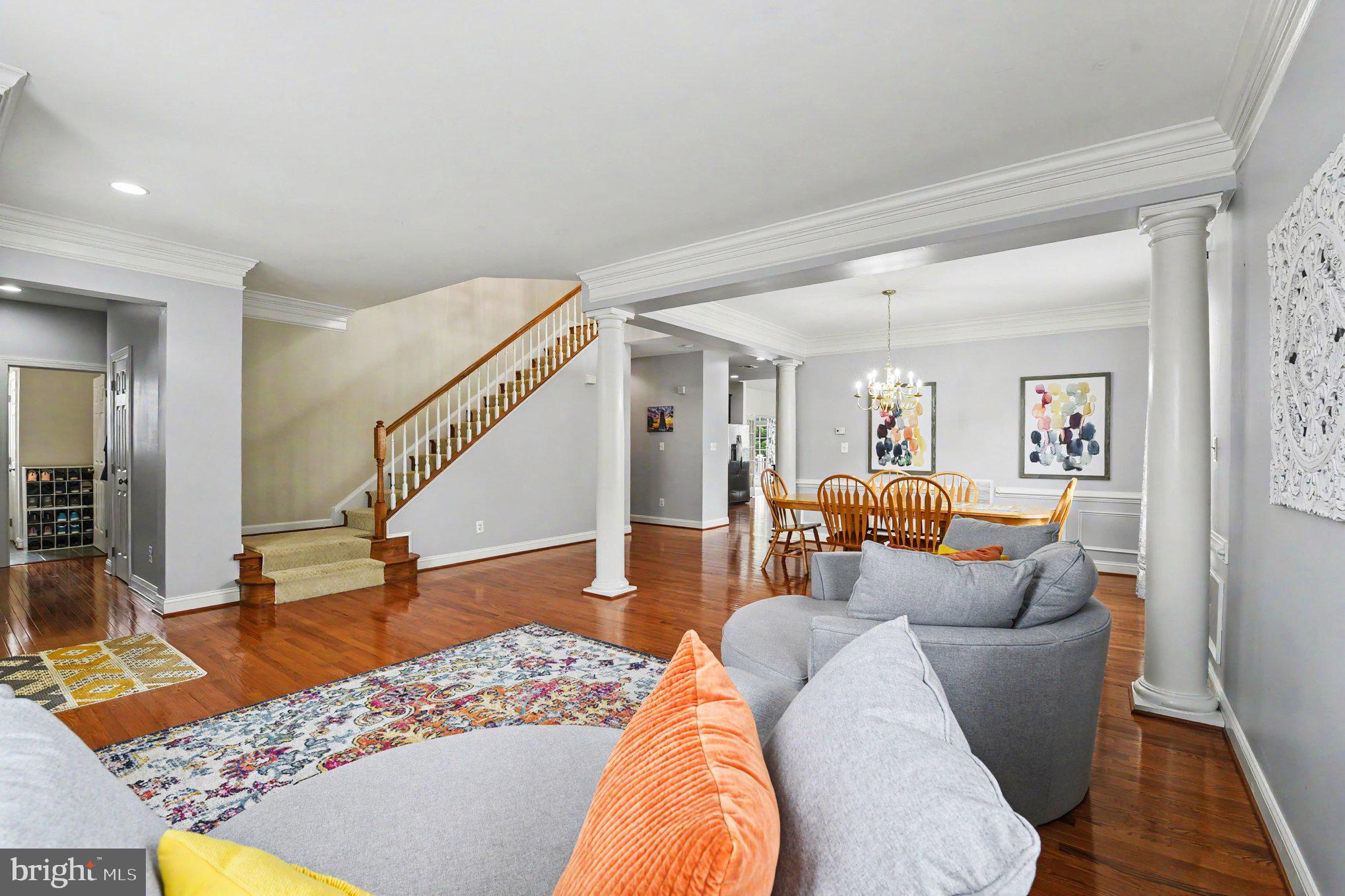 219 THUNDER GULCH CIRCLE