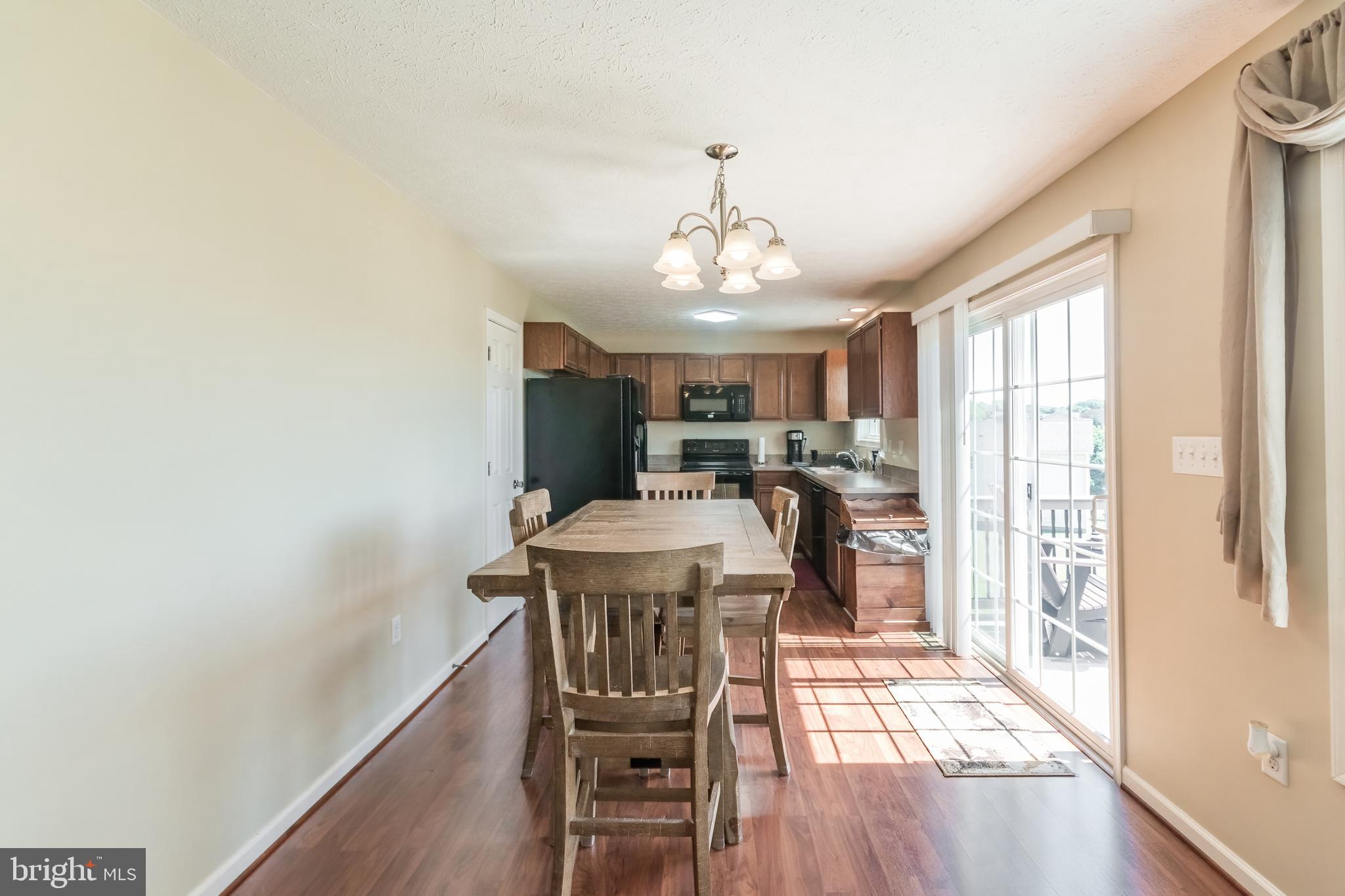 PEBBLE RIDGE - Residential