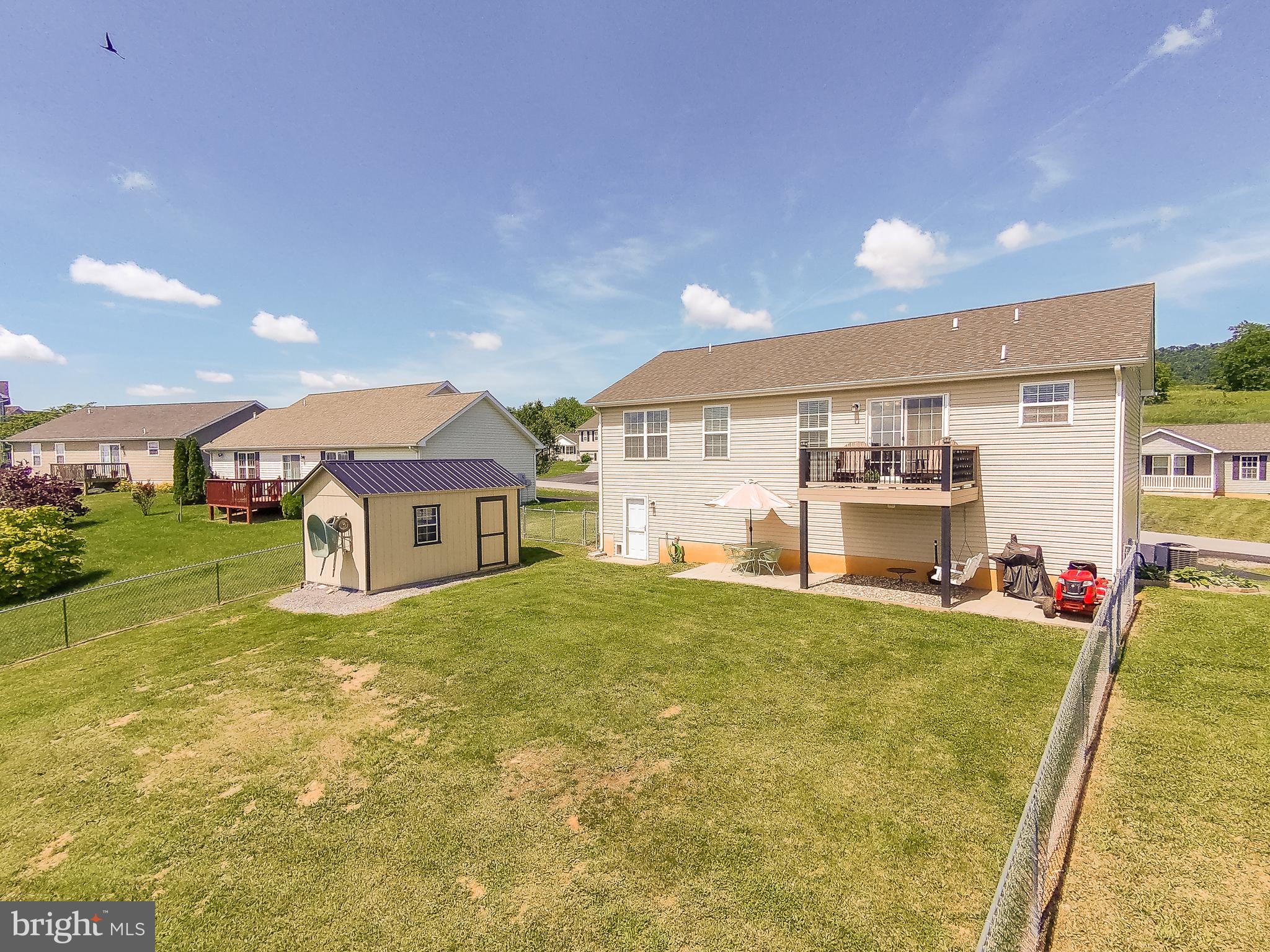 PEBBLE RIDGE - Residential