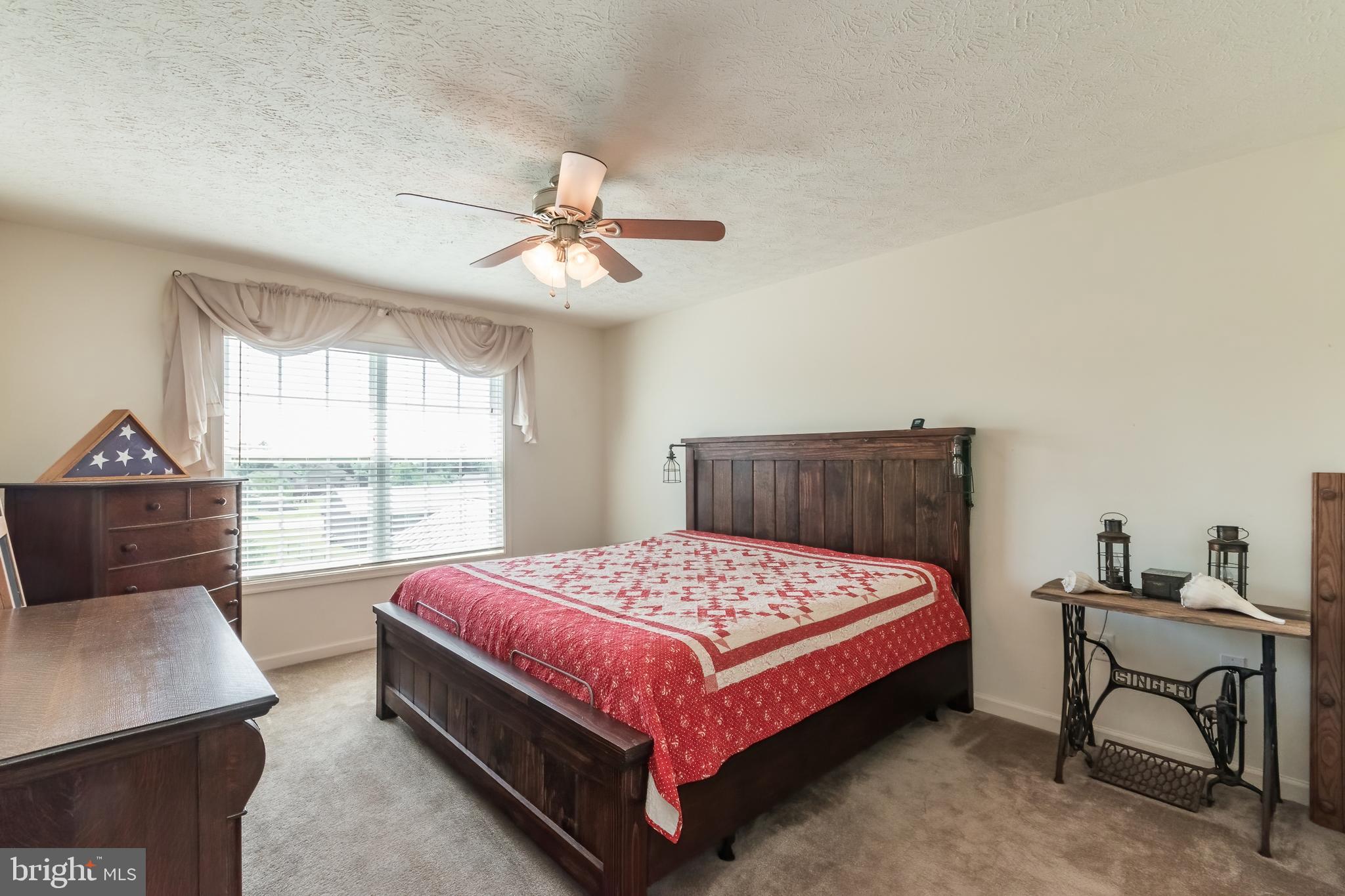 PEBBLE RIDGE - Residential