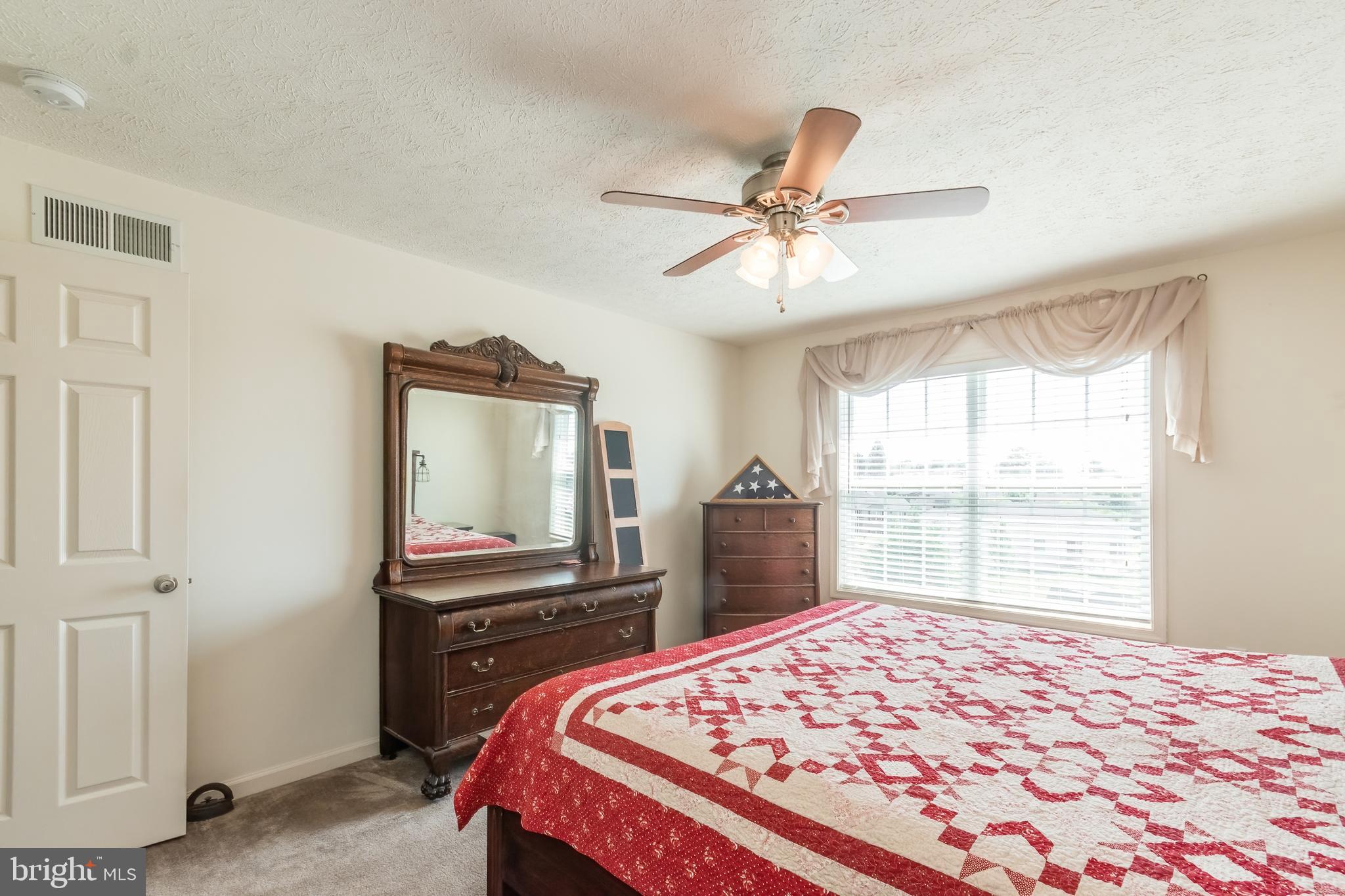 PEBBLE RIDGE - Residential