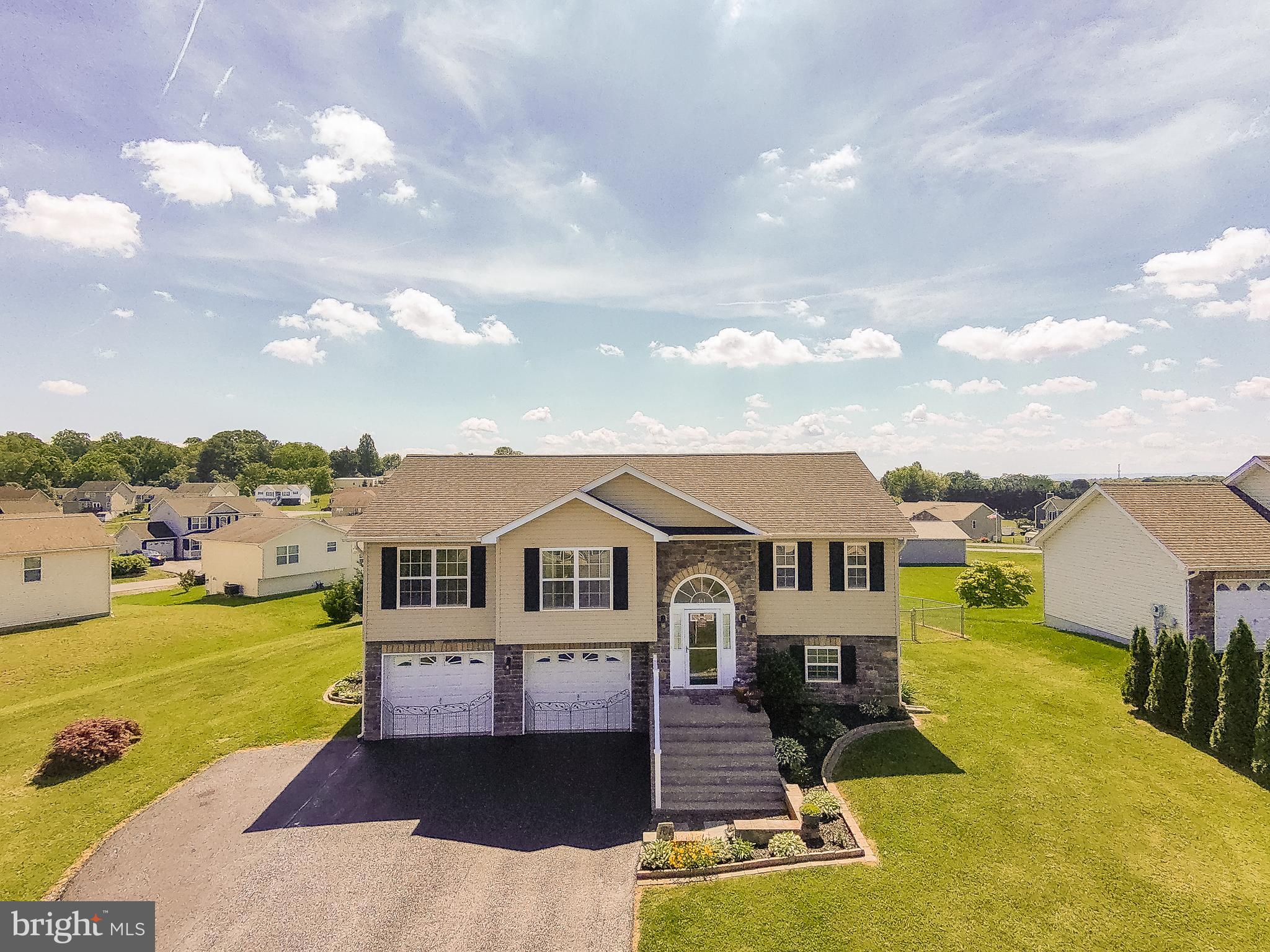 PEBBLE RIDGE - Residential