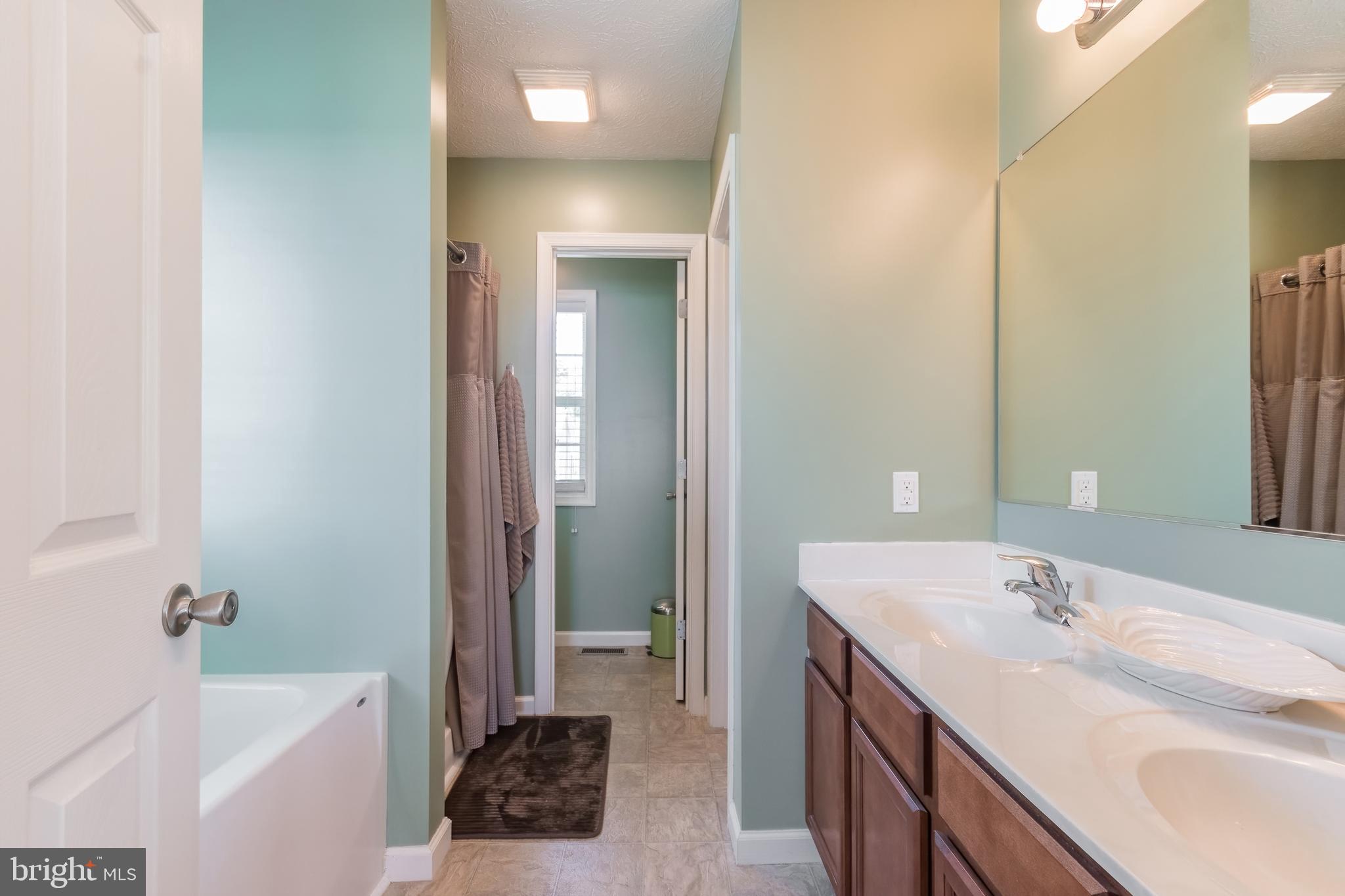 PEBBLE RIDGE - Residential