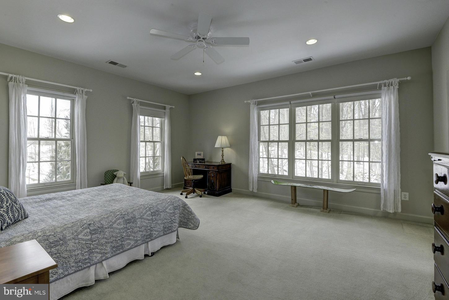 GEORGETOWN RIDGE - Residential