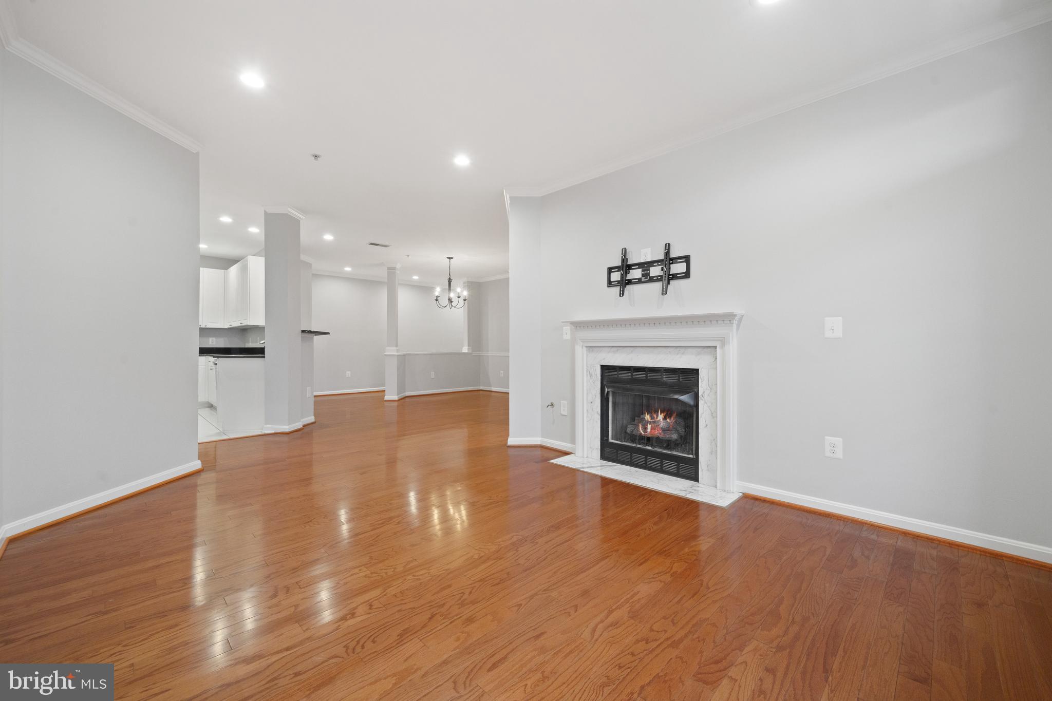 WESTBRIAR CONDOMINIUMS - Residential