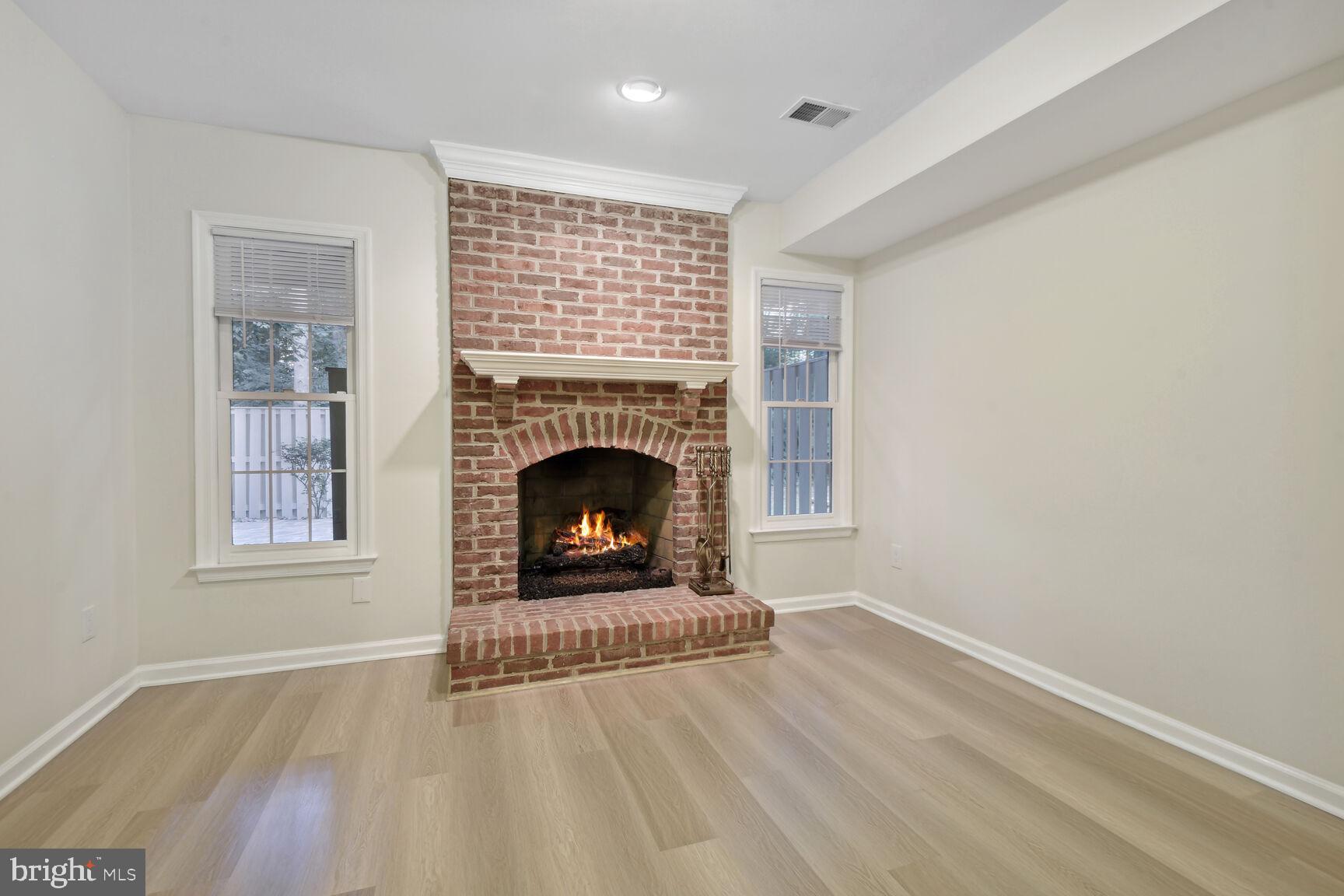 WYANT PROPERTY - Residential Lease