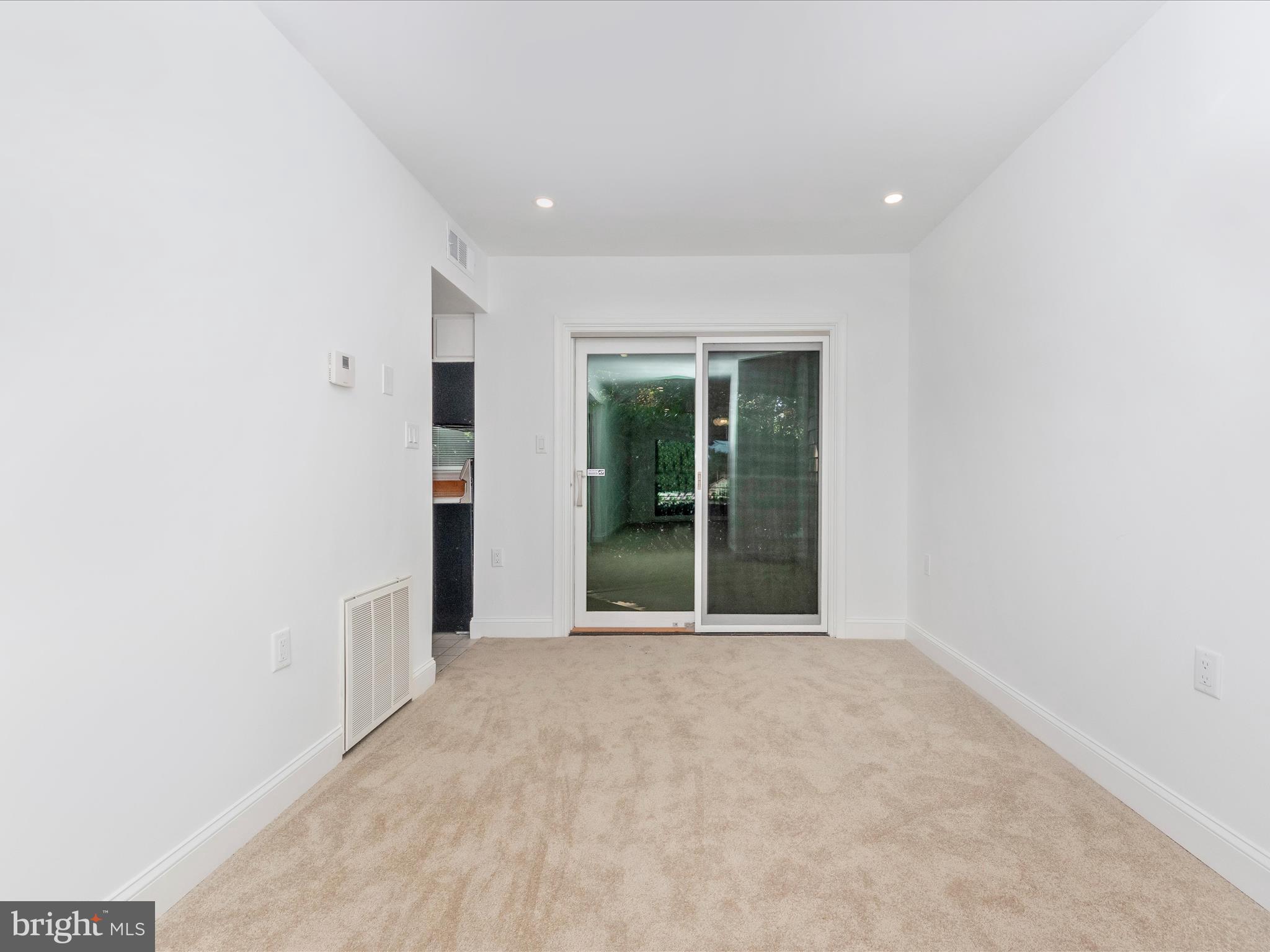 PRESIDENT POINT - Residential