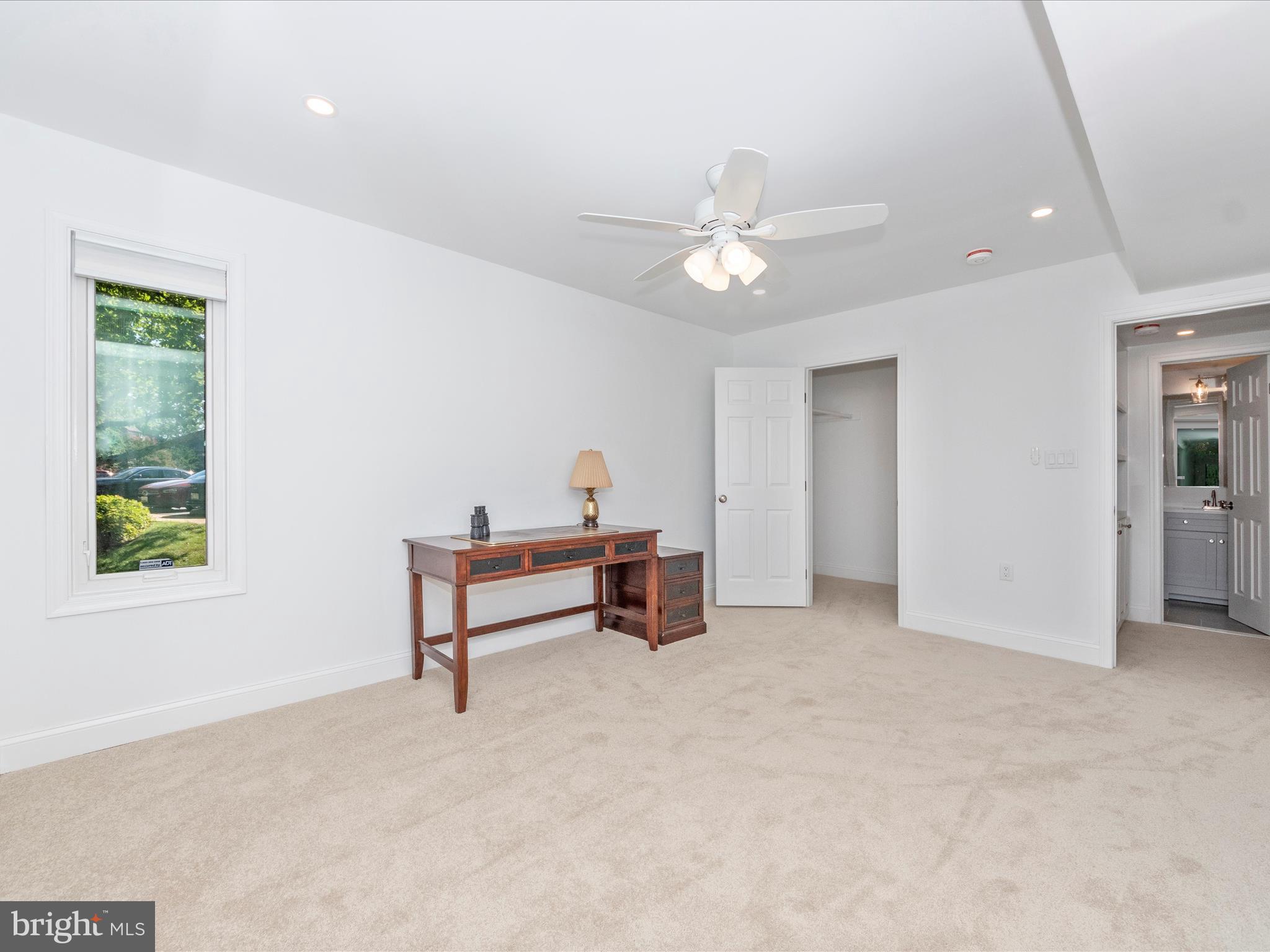 PRESIDENT POINT - Residential