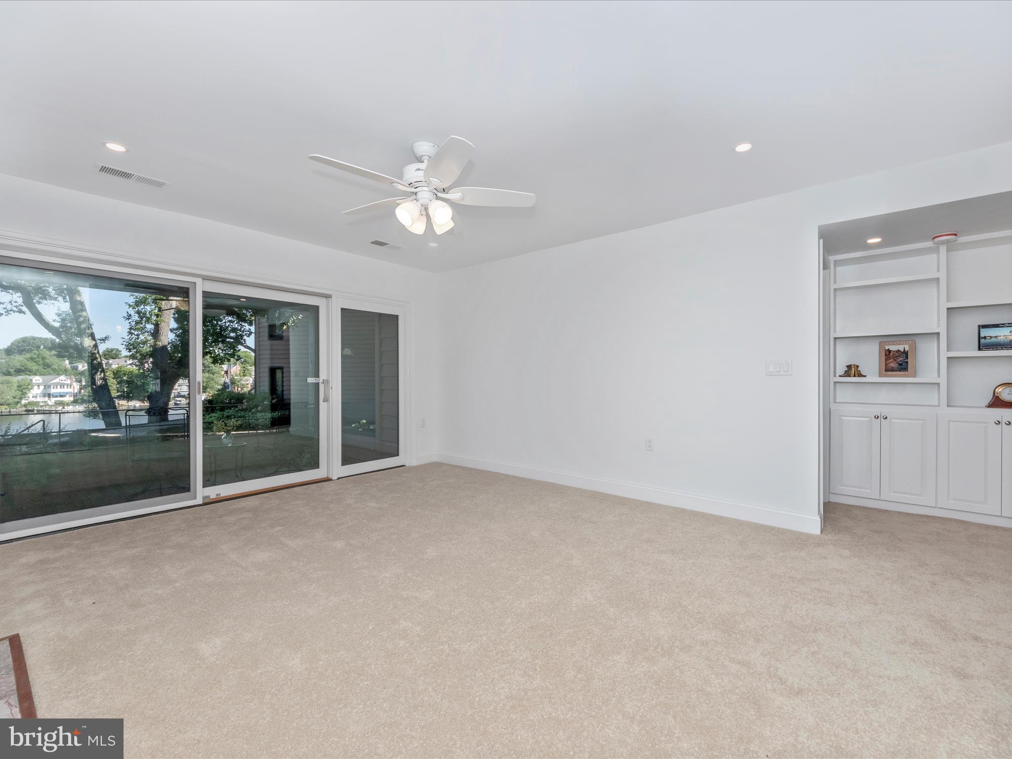 PRESIDENT POINT - Residential