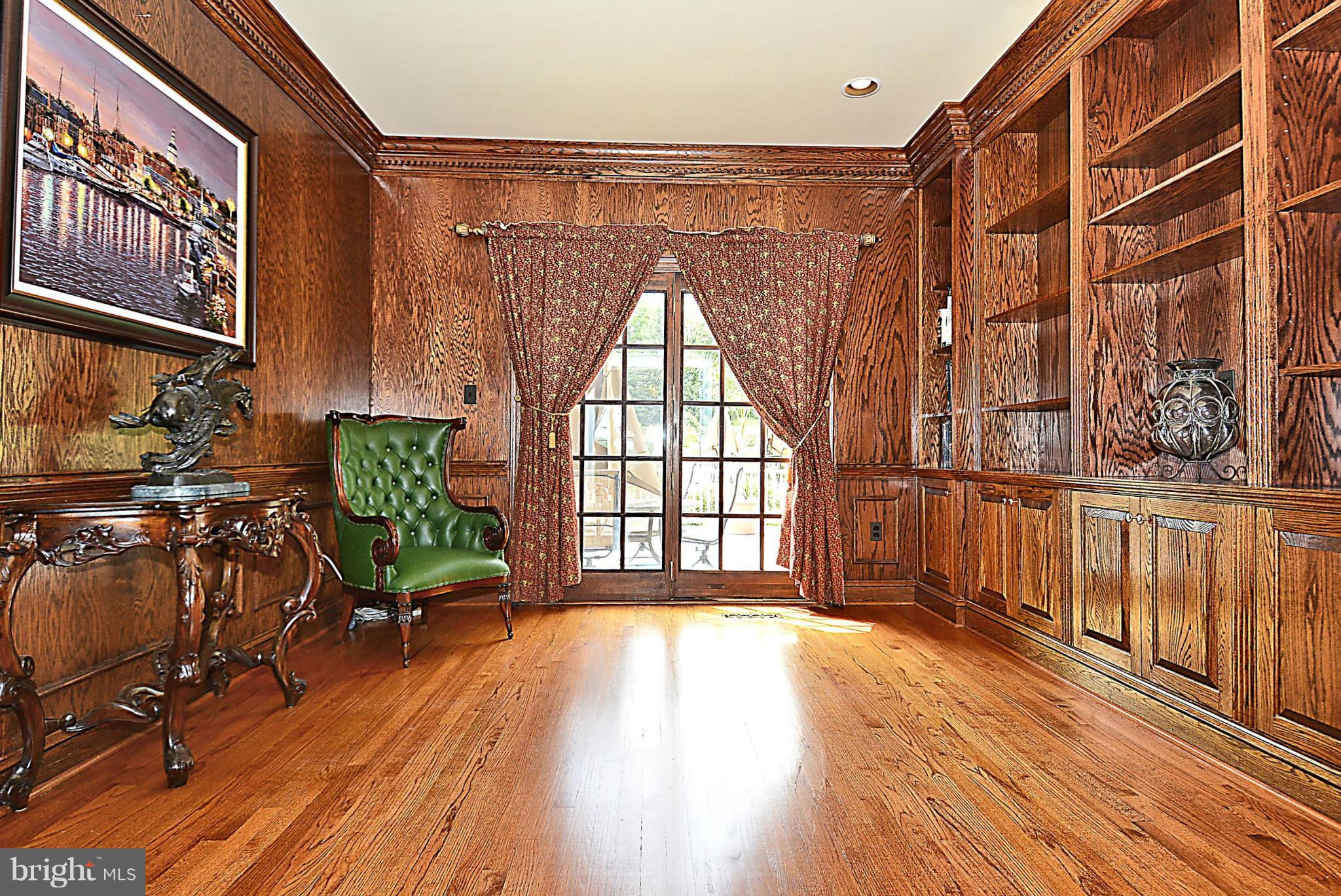 WESTSIDE - Residential