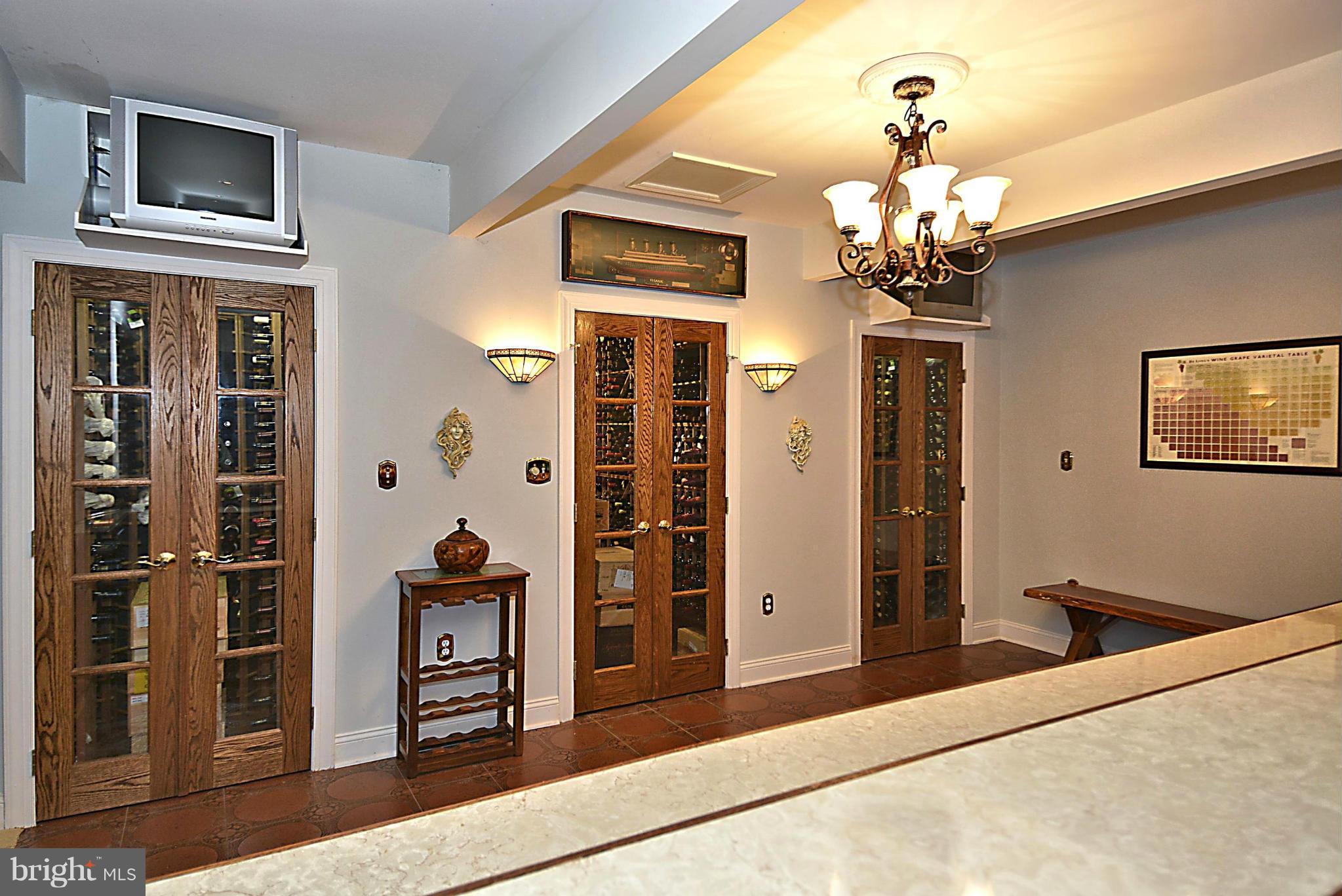 WESTSIDE - Residential