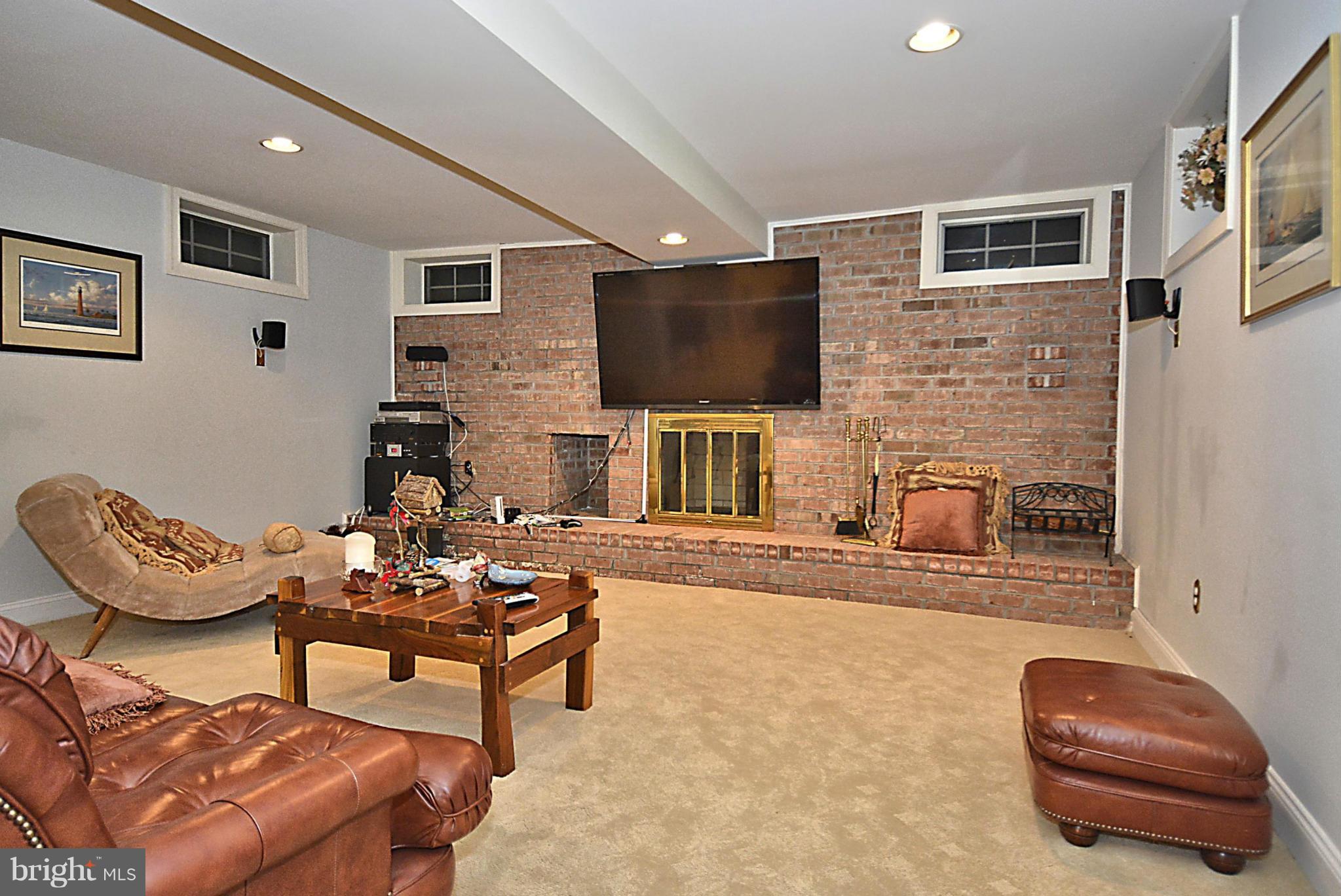 WESTSIDE - Residential