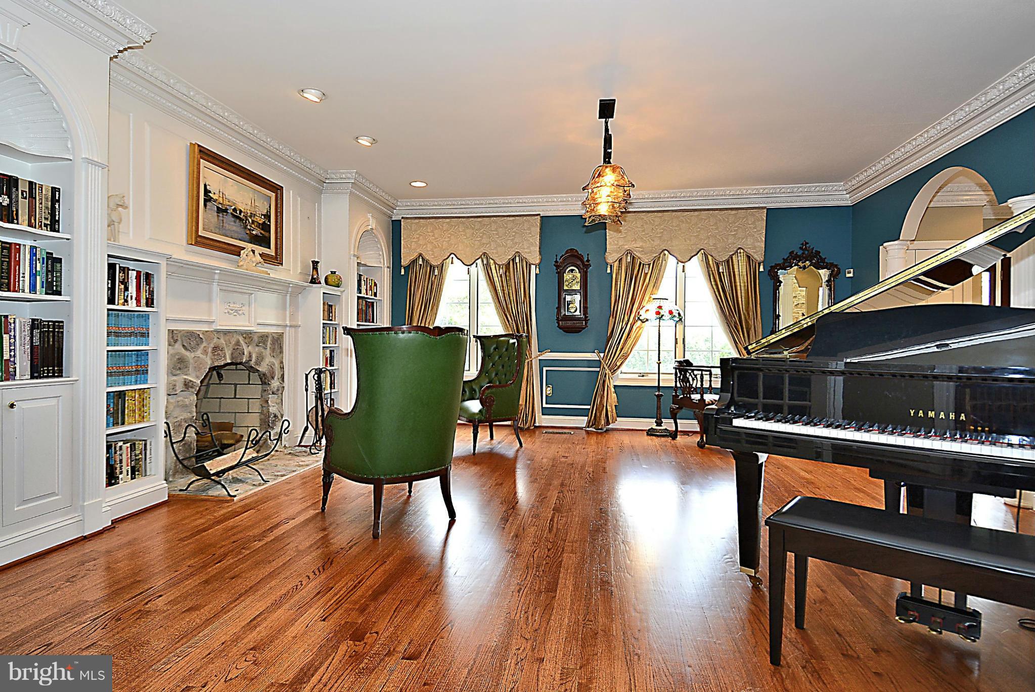 WESTSIDE - Residential