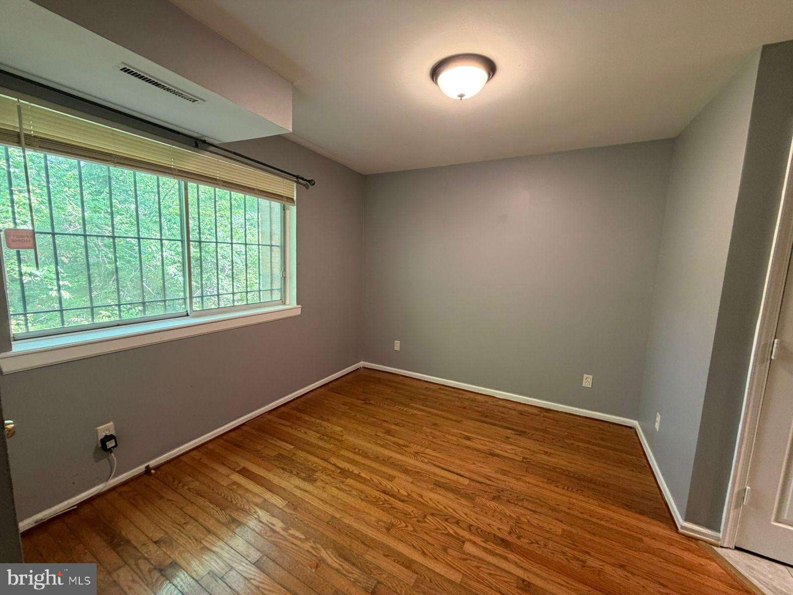 LANDOVER - Residential