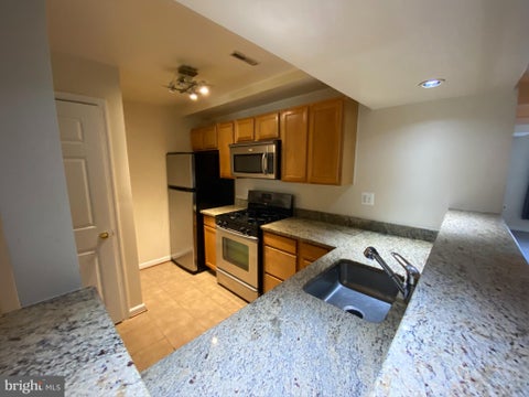 Condo For Sale - 7514 Hawthorne St #1<br/> LANDOVER, MD 20785