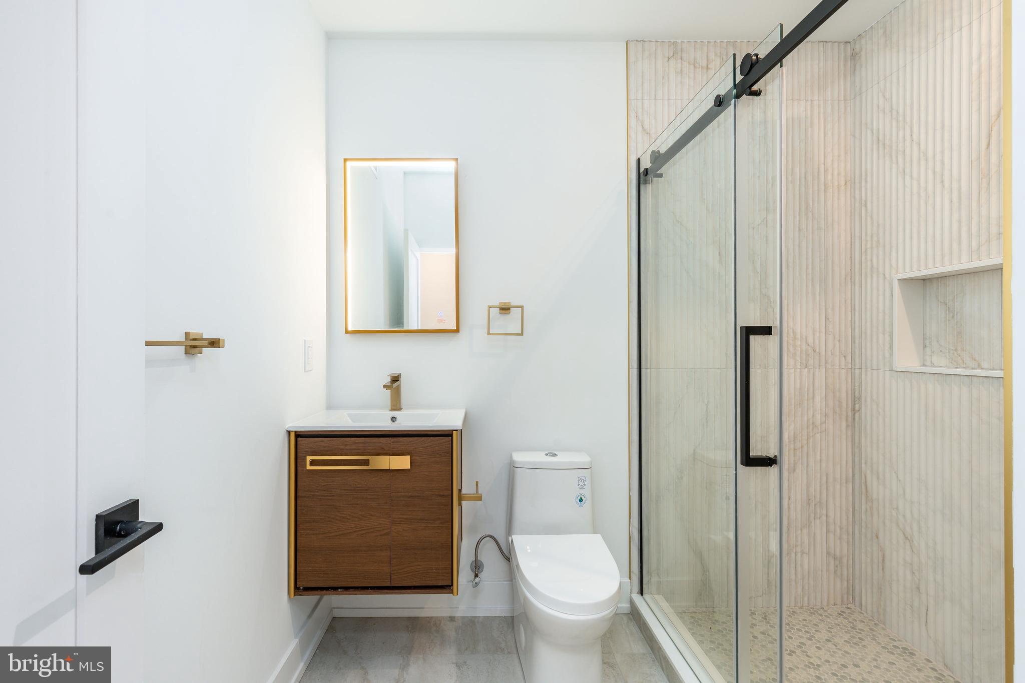 POINT BREEZE - Residential