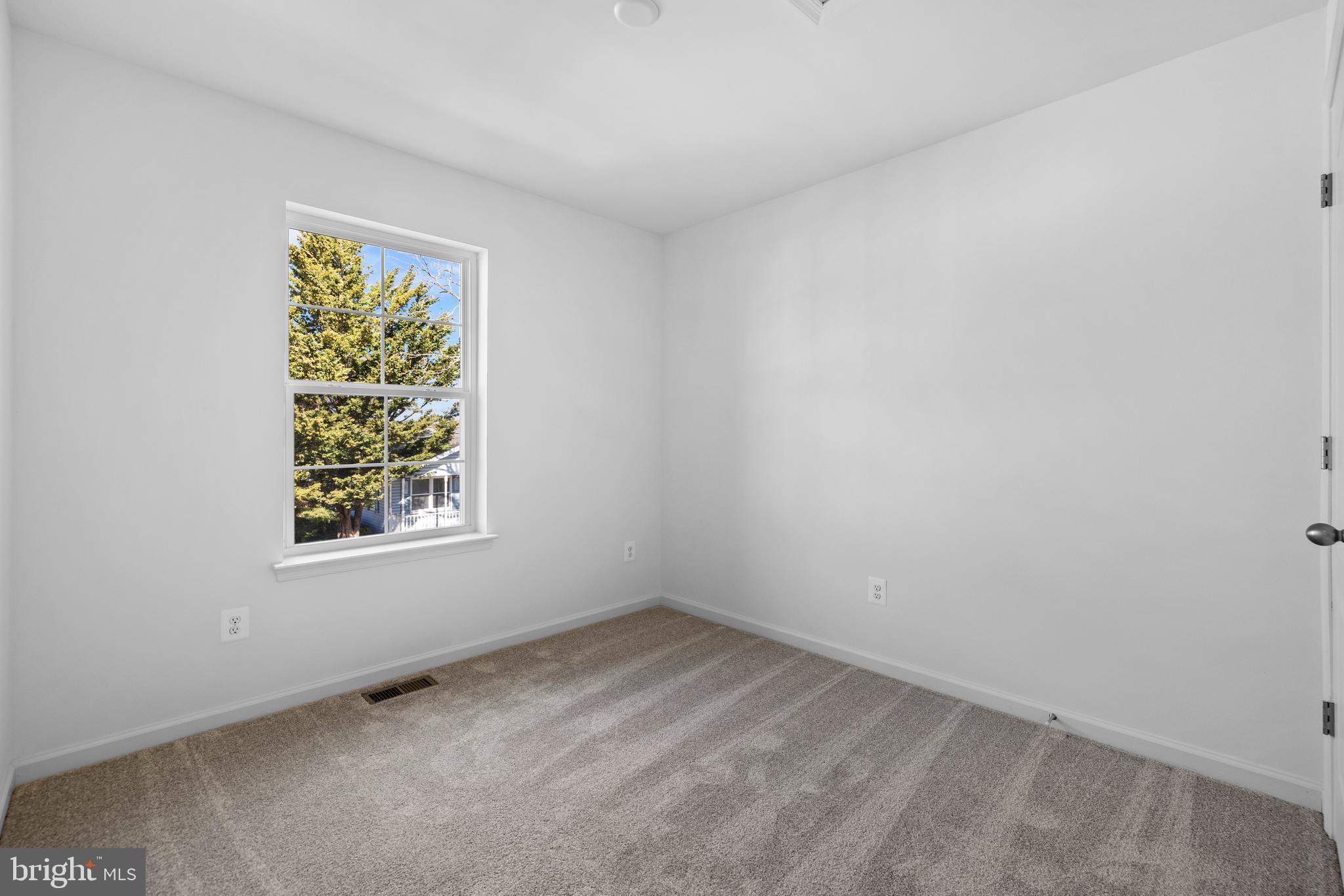 BURHANS VILLAGE - Residential Lease