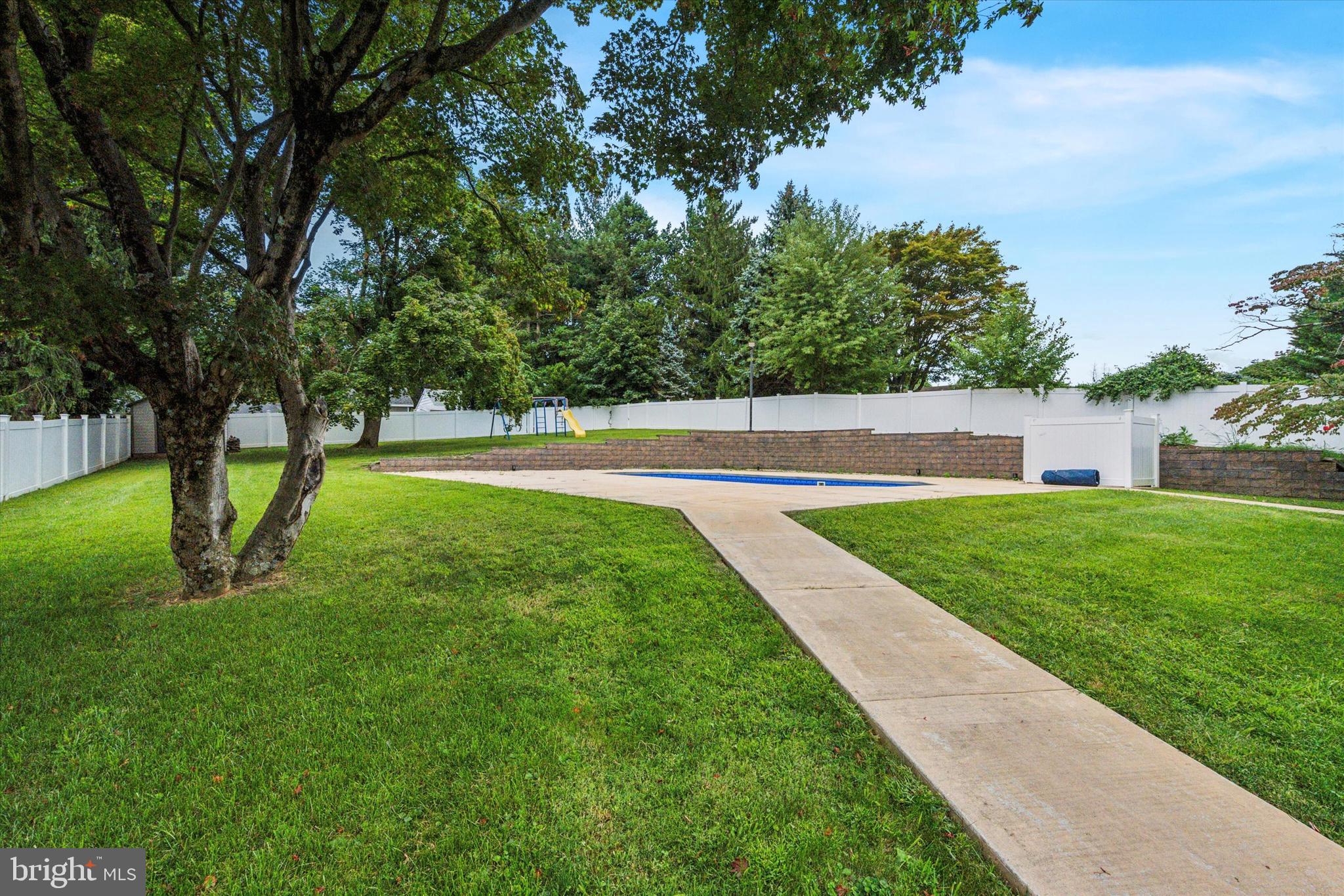 SOMERTON - Residential