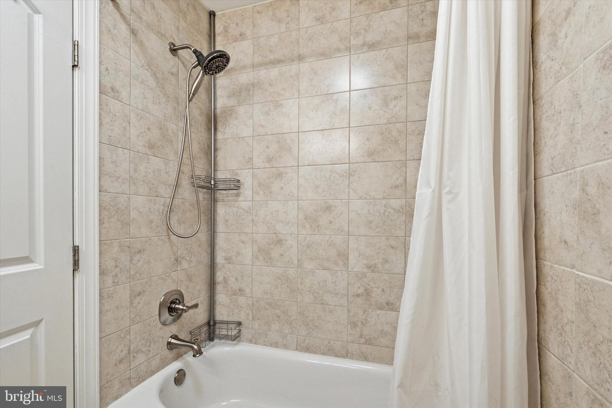 SOMERTON - Residential