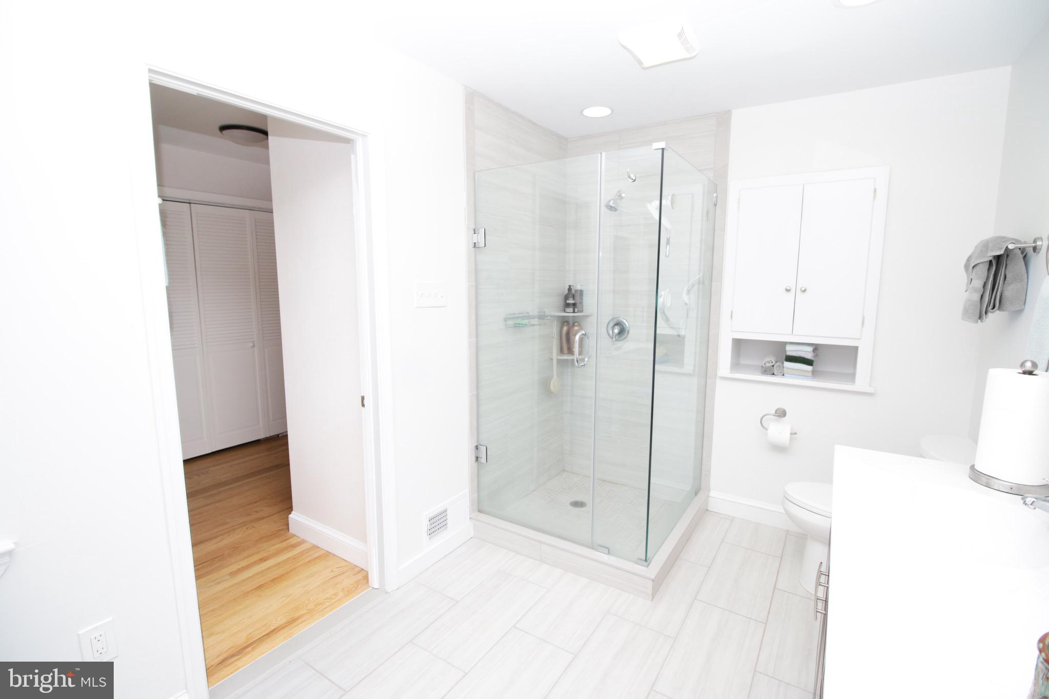 PEBBLE HILL - Residential Lease