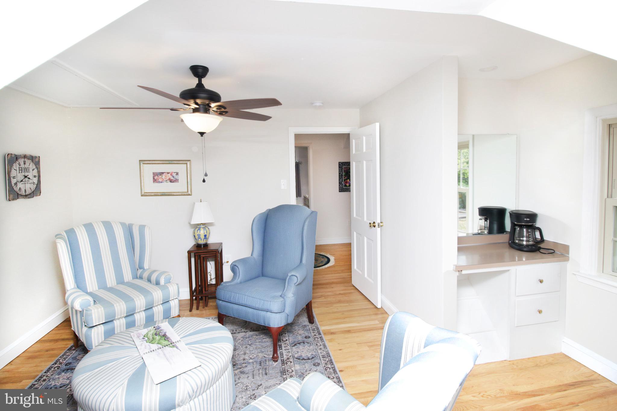 PEBBLE HILL - Residential Lease