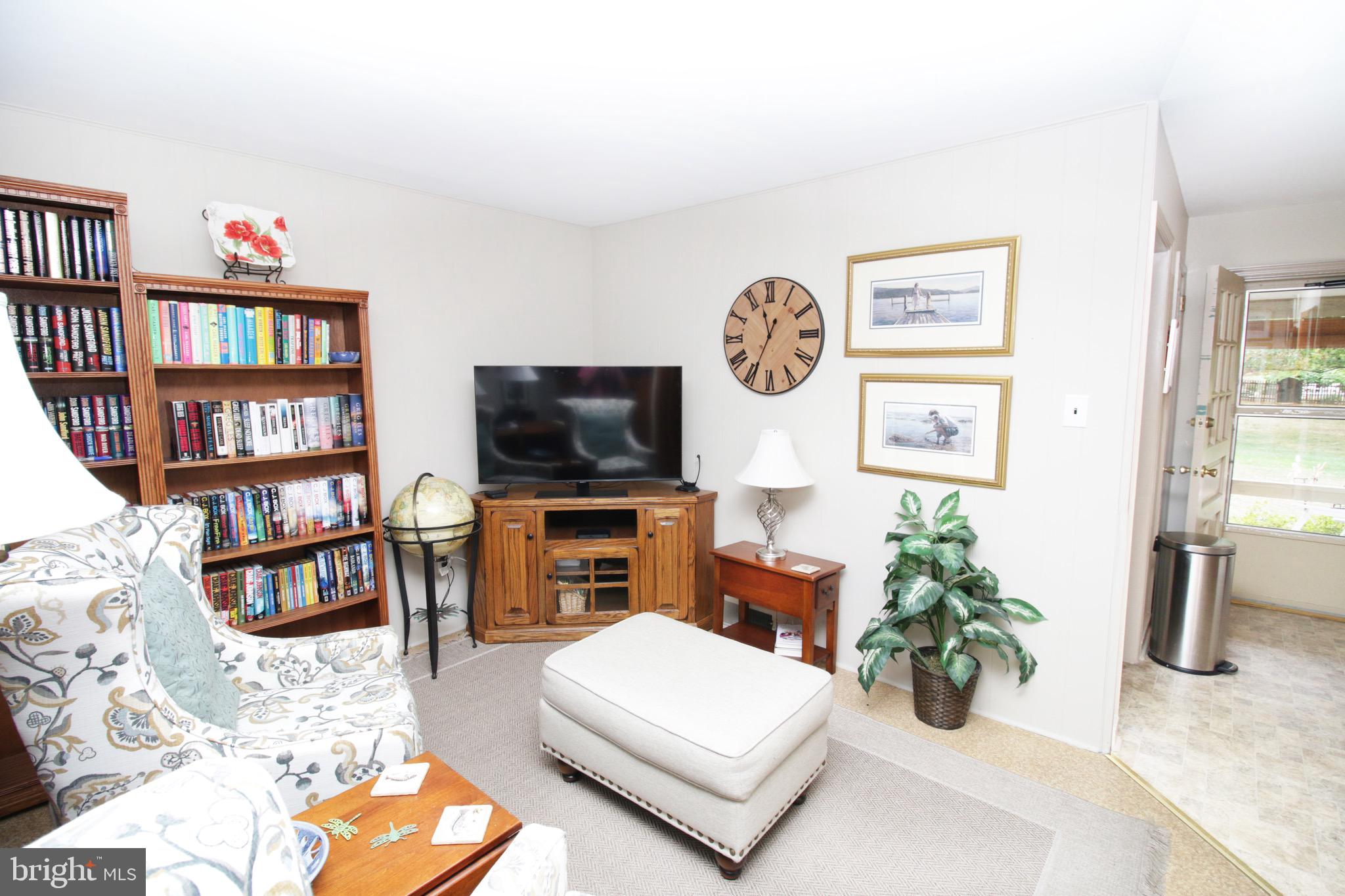 PEBBLE HILL - Residential Lease